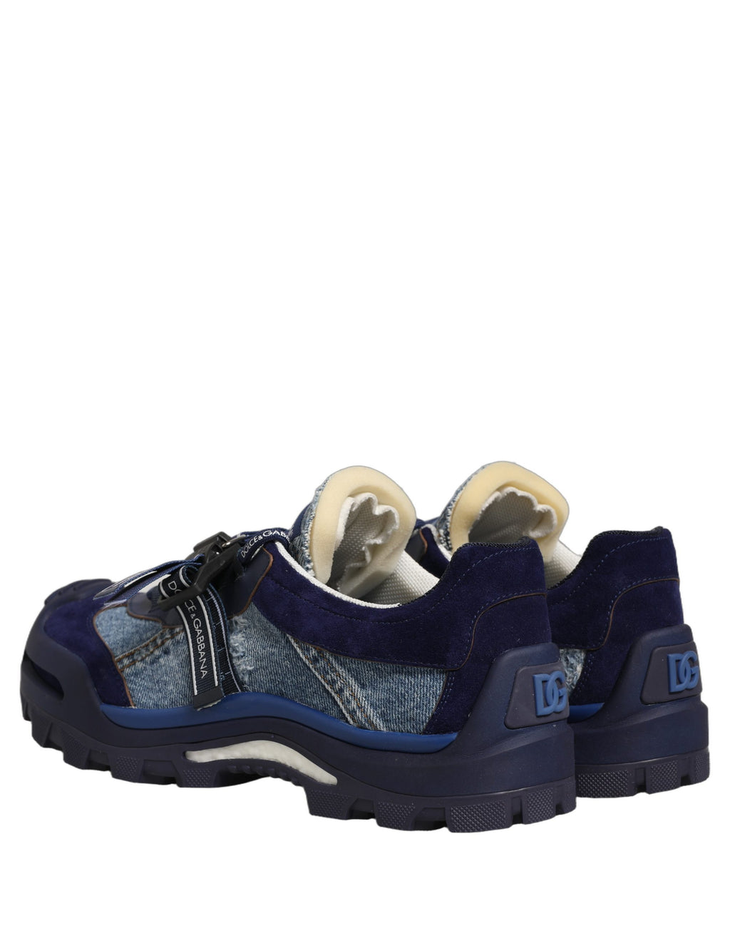 Chaussures sneakers basses en denim bleu Dolce & Gabbana Airmaster Panelled Low Top, avec détails en cuir et semelle blanche.