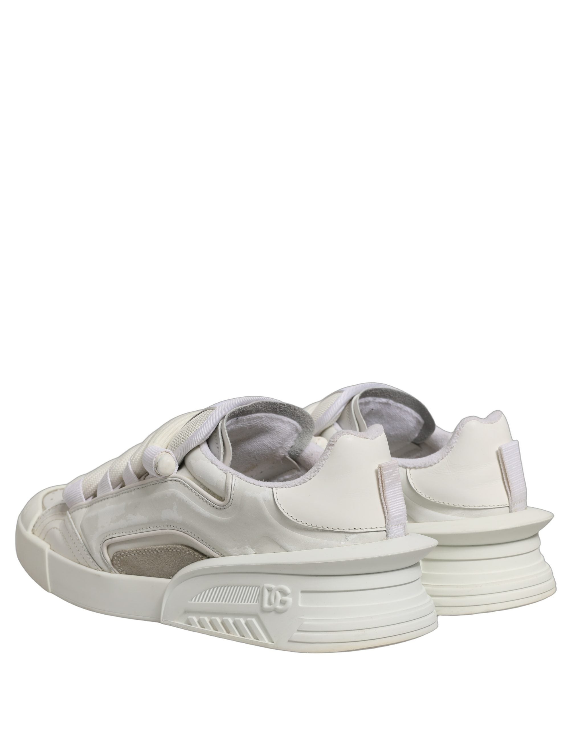 Chaussures Sneakers Dolce & Gabbana Portofino en cuir blanc avec design spacieux et moderne, vue de face.
