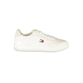 Sneakers pour femmes Tommy Hilfiger en polyuréthane blanc, style décontracté avec semelle blanche, design moderne et confortable.