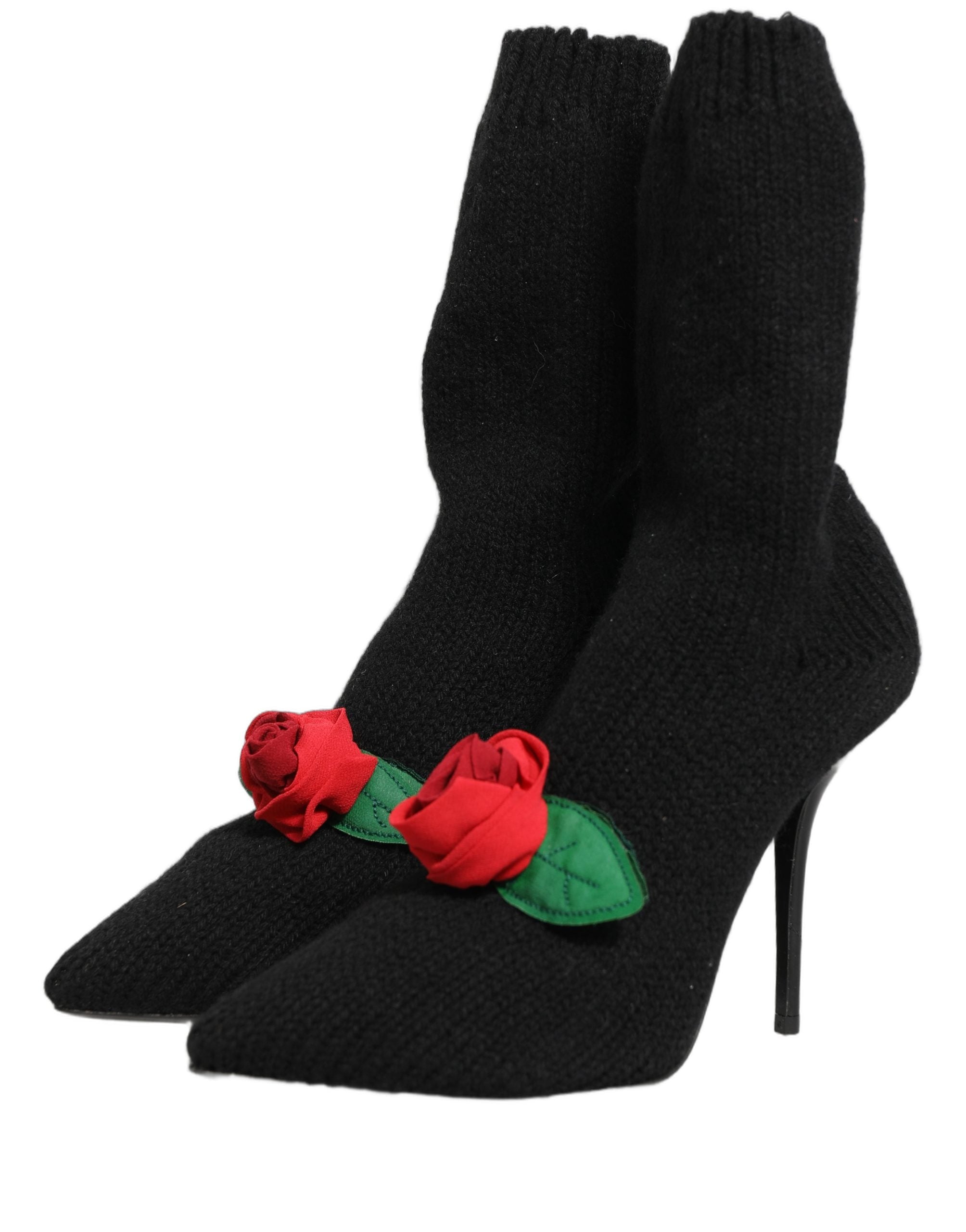 Chaussures Dolce & Gabbana, bottines noires à talons aiguilles stilettos mi-mollet, style élégant et sophistiqué.