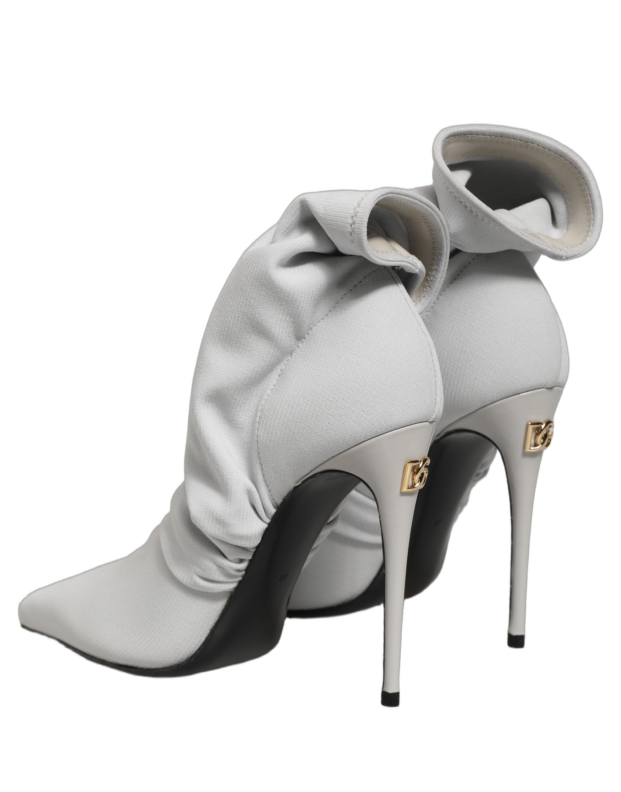 Bottines à talons en gris Dolce & Gabbana, chaussettes extensibles, chaussures à la cheville, style élégant et moderne.