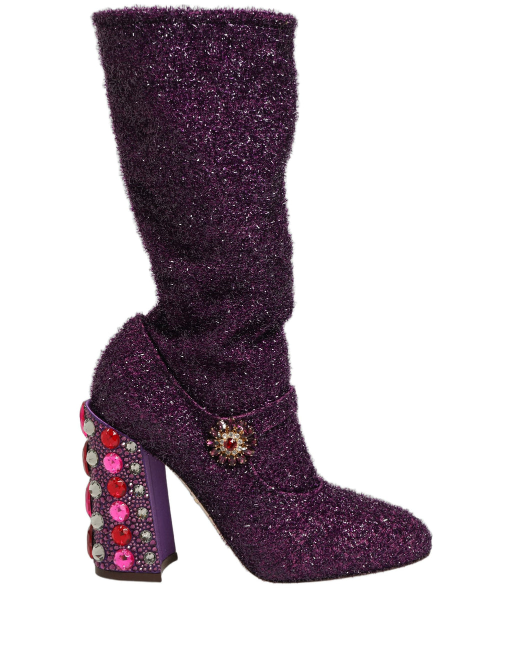 Bottes Dolce & Gabbana en lurex violet avec cristaux, style fantasy, chaussures élégantes et brillantes.