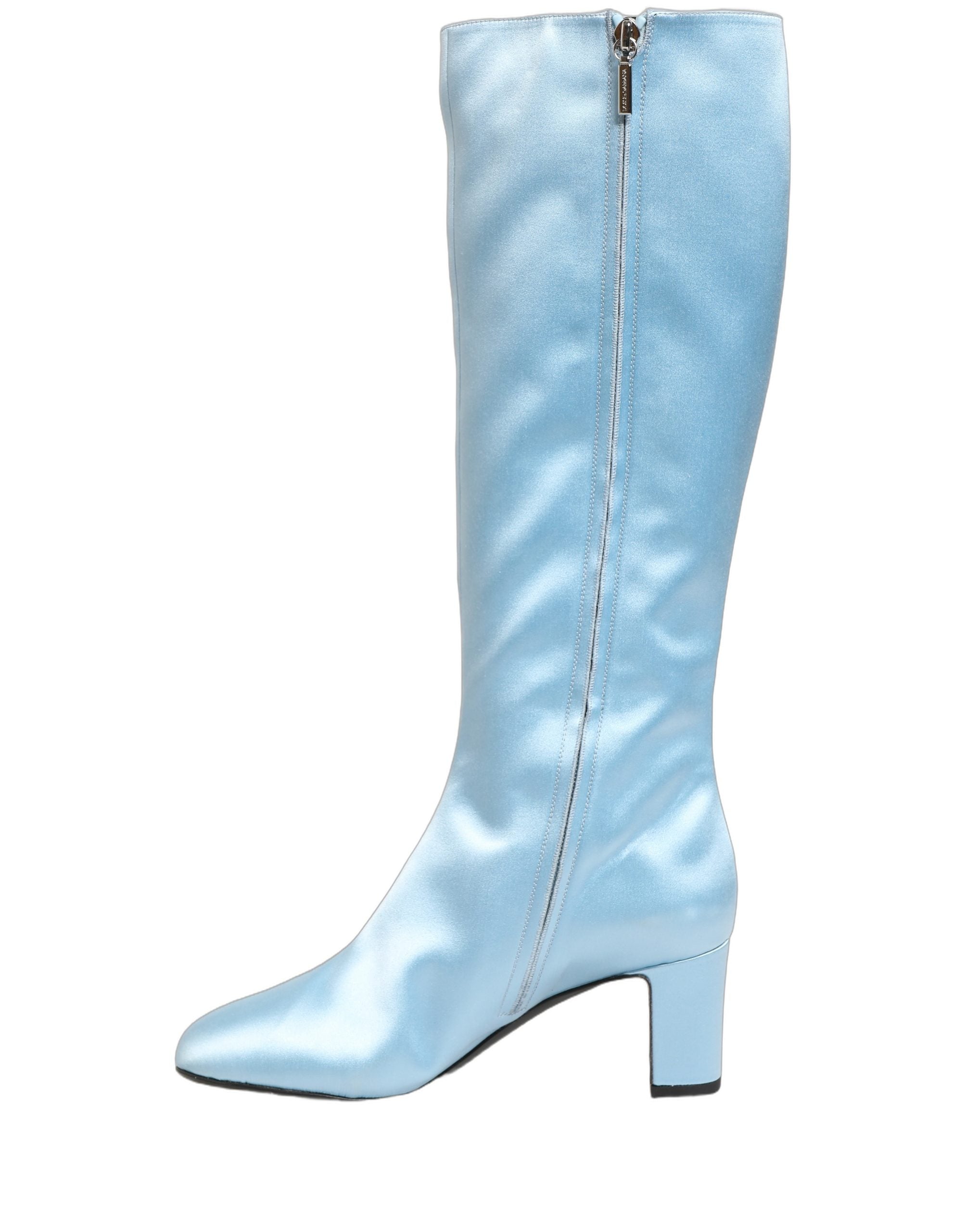 Bottes en satin Dolce & Gabbana Light Blue, mi-mollet, élégantes, avec finition soyeuse et design sophistiqué.
