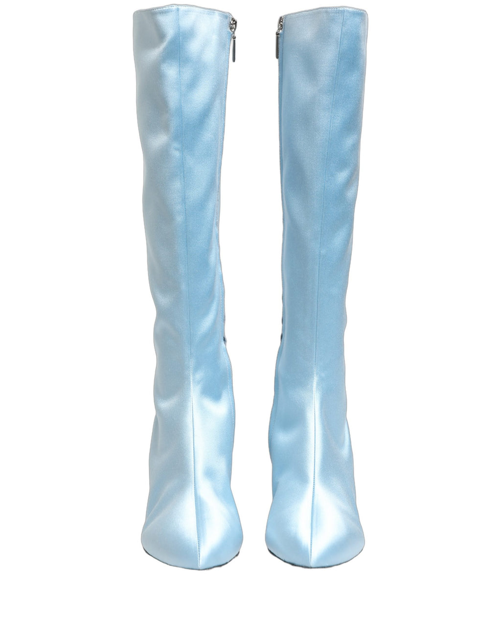 Bottes hautes en satin bleu clair de Dolce & Gabbana Light Blue, élégantes et sophistiquées, visibles dans l'image.
