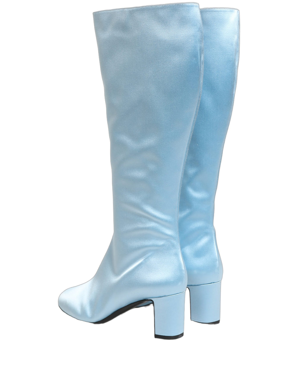 Bottes en satin Dolce & Gabbana Light Blue, hauteur genou, chaussures élégantes avec finition lisse et semelle en cuir.