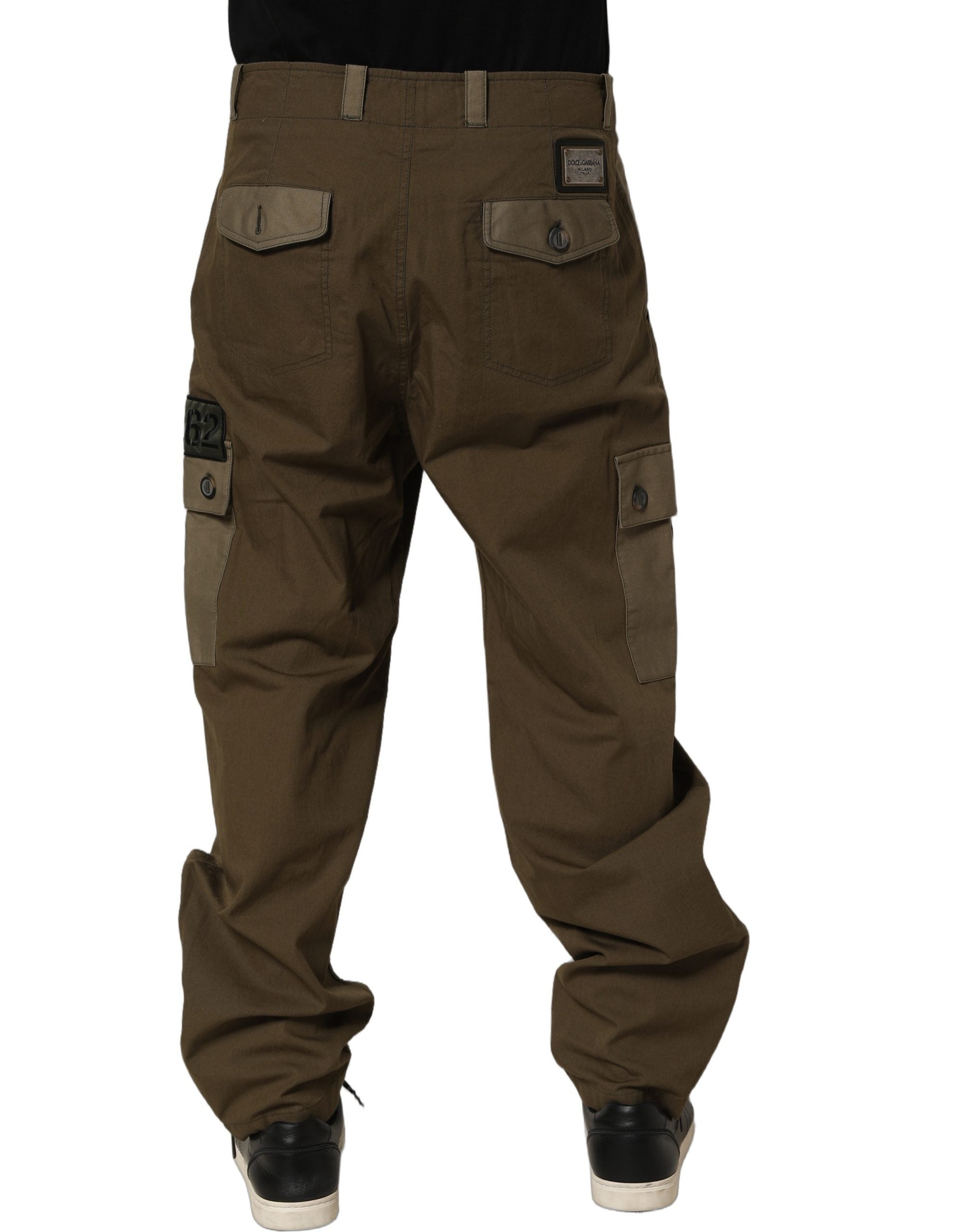 Pantalon cargo marron Dolce & Gabbana, taille moyenne, coupe droite, style décontracté, visible en gros plan.