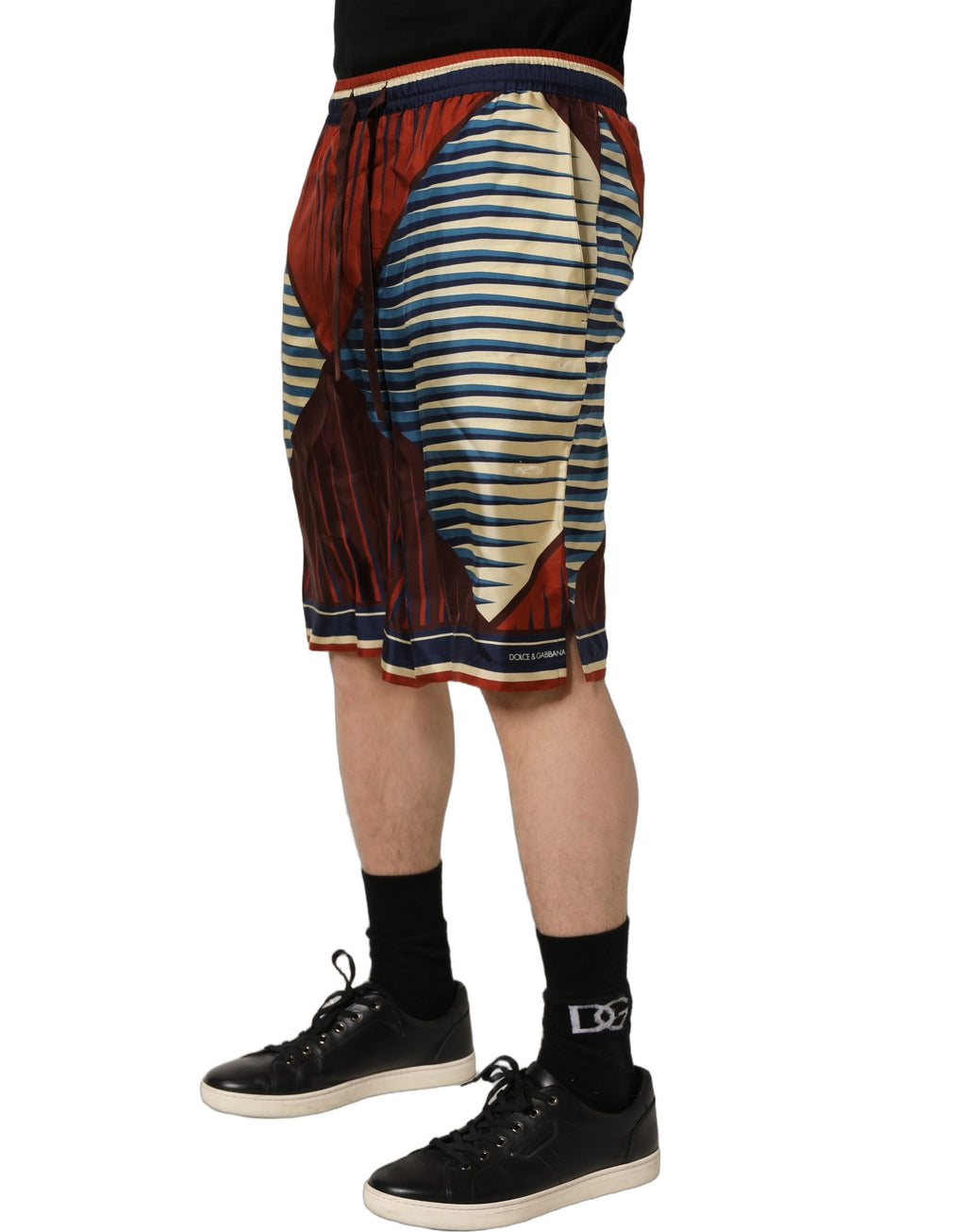 Shorts bermuda pour homme en soie multicolore à motifs géométriques de Dolce & Gabbana