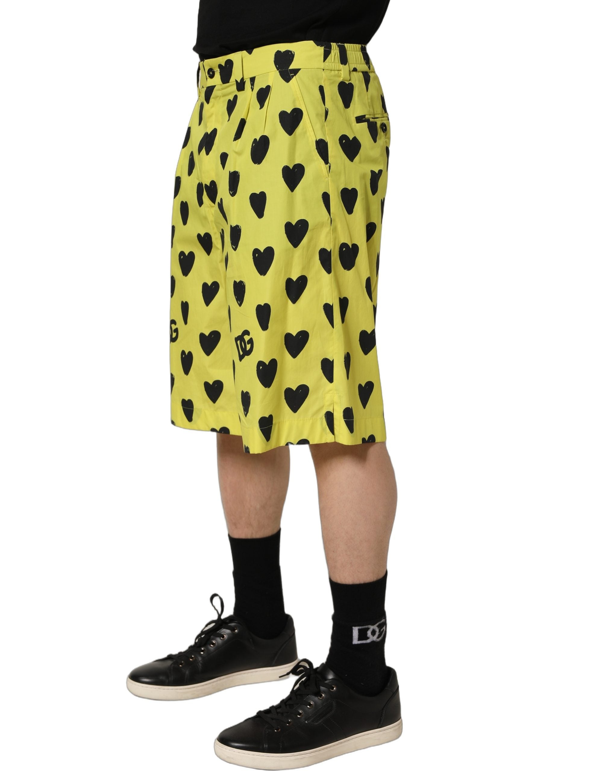 Shorts bermuda en coton jaune avec motif cœur de Dolce & Gabbana pour homme, style décontracté et tendance.