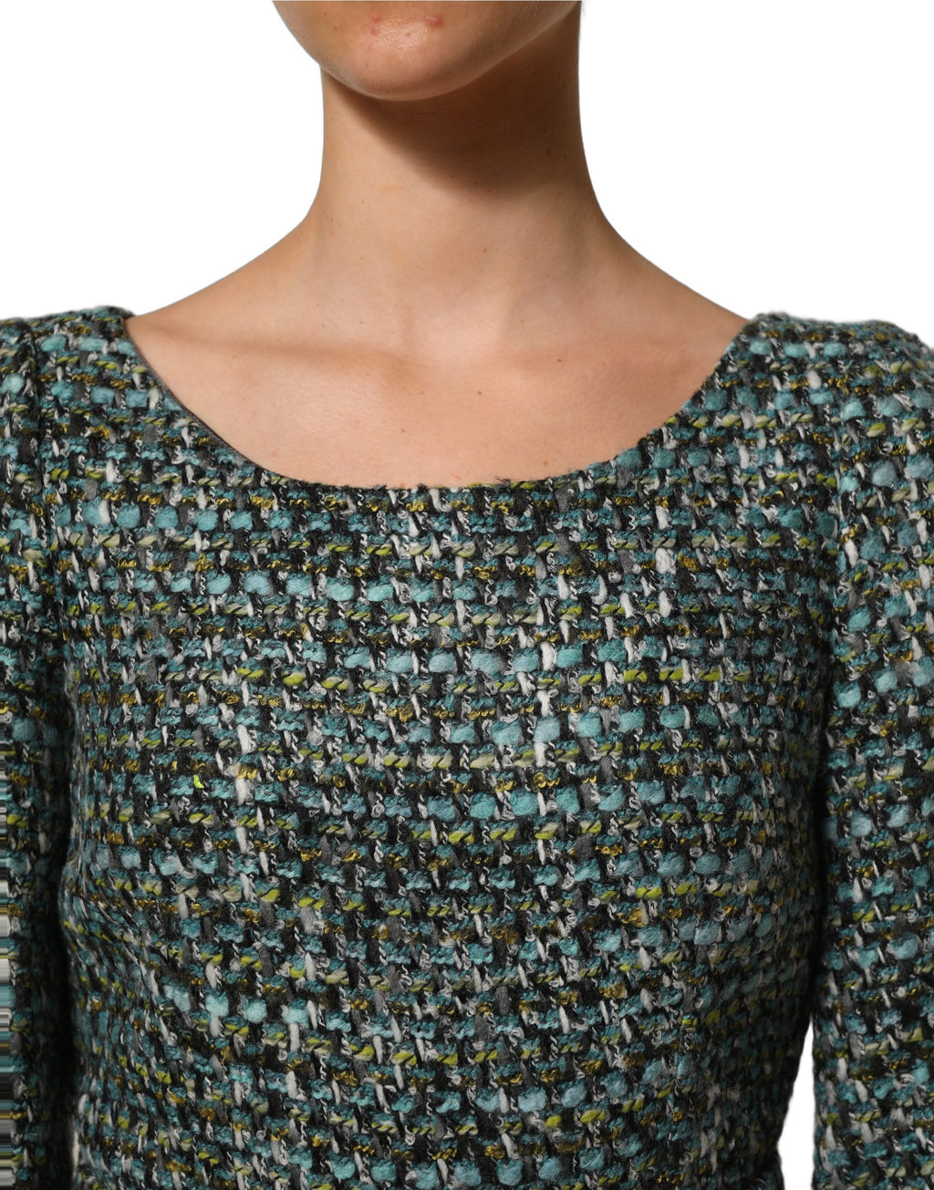 Robe courte à tweed multicolore avec ceinture Dolce & Gabbana, style babydoll, portée élégante et tendance.