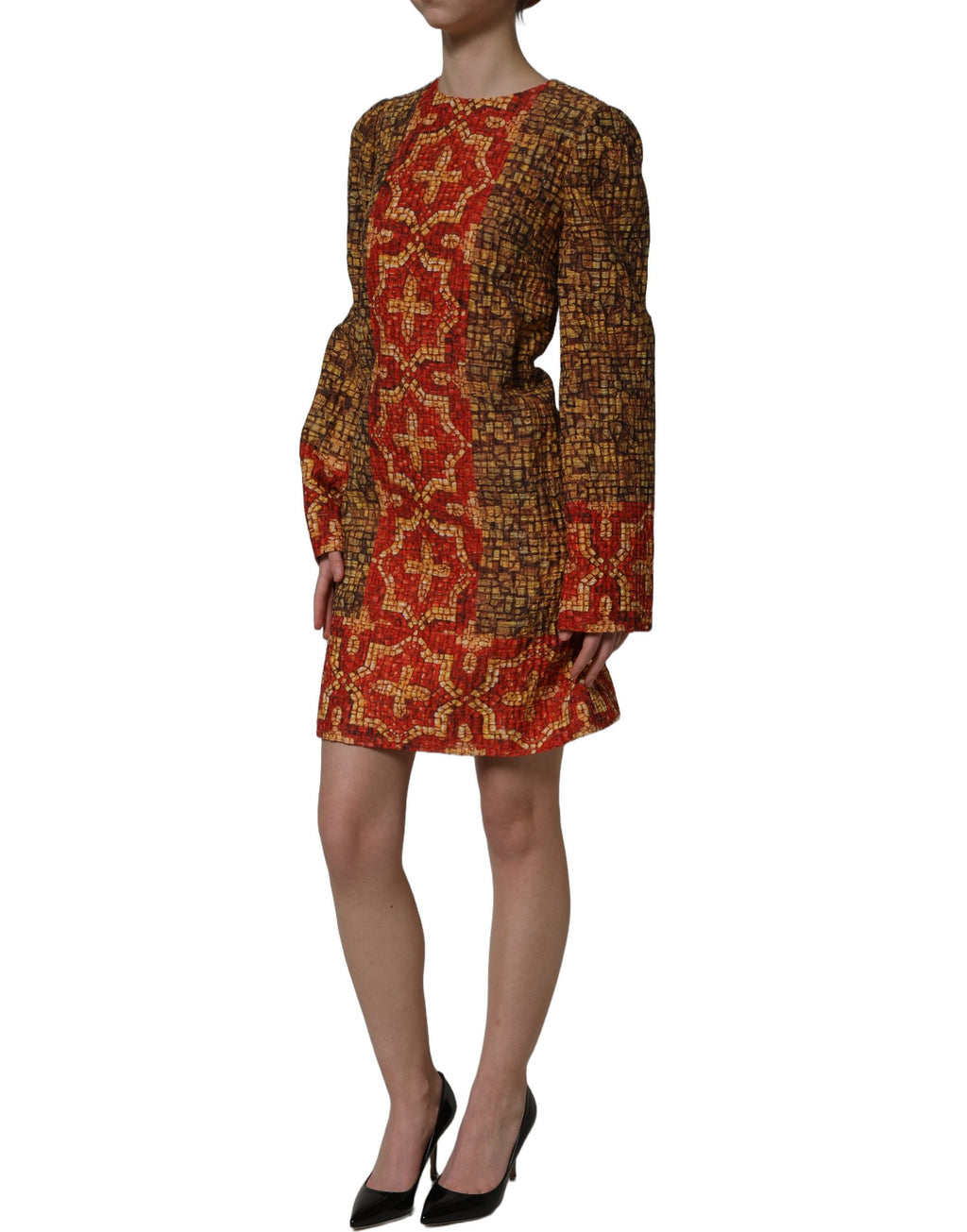 Robe courte Dolce & Gabbana à manches longues, motif mosaïque multicolore, élégante et tendance.