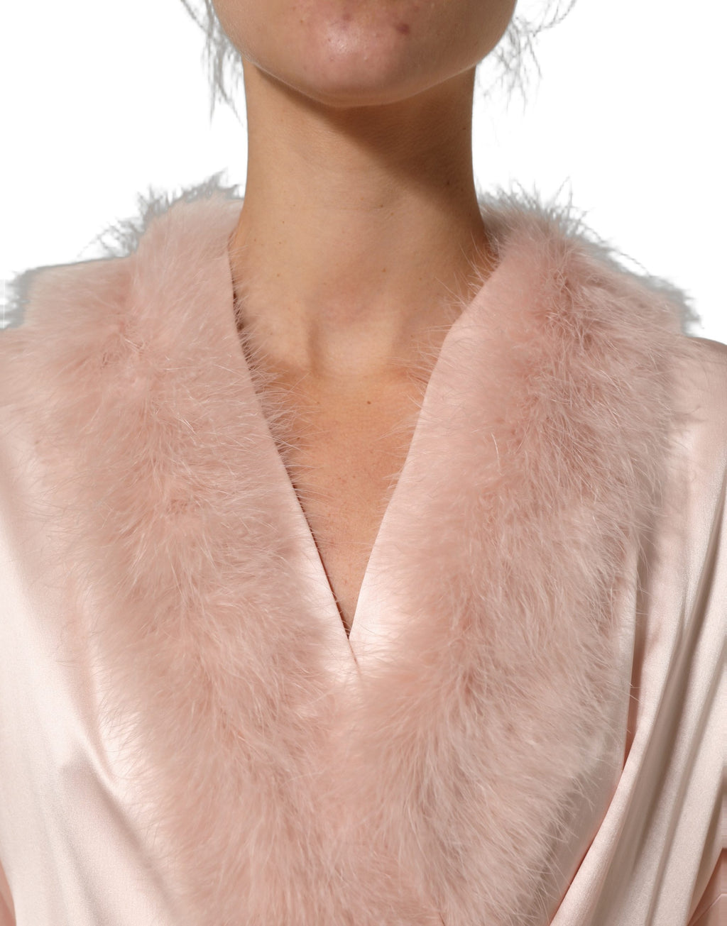 Robe midi en soie rose clair avec plumes de Turquie de Dolce & Gabbana, élégant vêtement de soirée.