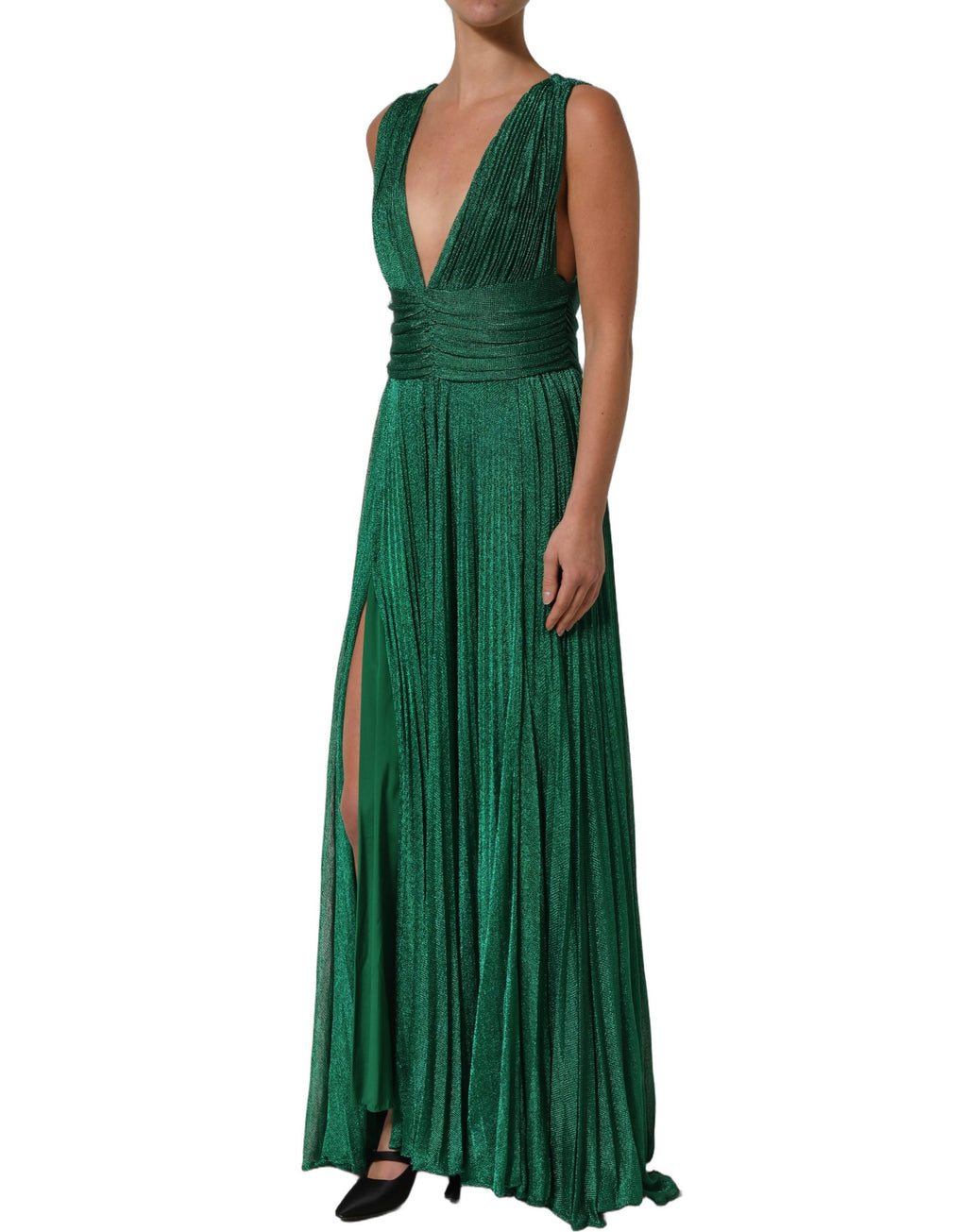 Robe de soirée plissée vert émeraude de Dolce & Gabbana, élégante et sophistiquée, avec un style chic et raffiné.