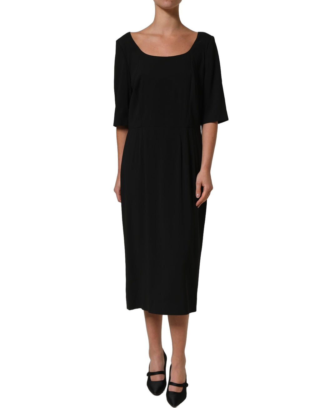 Robe midi noire en viscose Dolce & Gabbana avec manches courtes et coupe cropped, élégante et sophistiquée.