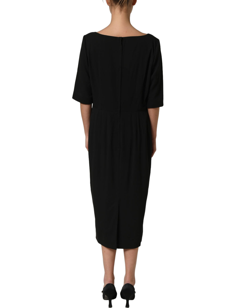 Robe midi noire Dolce & Gabbana en viscose avec manches courtes coupées, élégante et moderne.