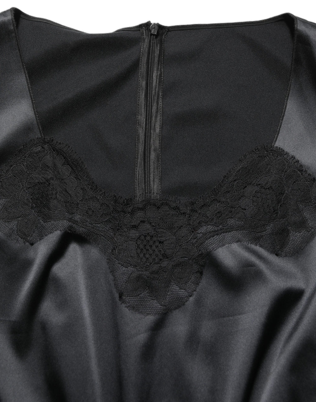 Robe midi noire en polyester avec dentelle, coupe droite élégante de Dolce & Gabbana, portée sophistiquée et chic.