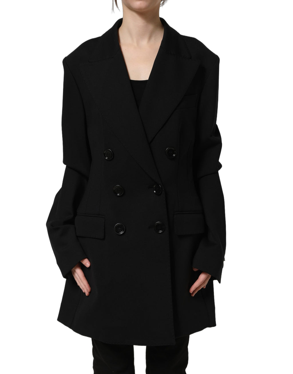 Veste blazer noire à double boutonnage en crêpe de Dolce & Gabbana, élégante et structurée, portée sur un mannequin.