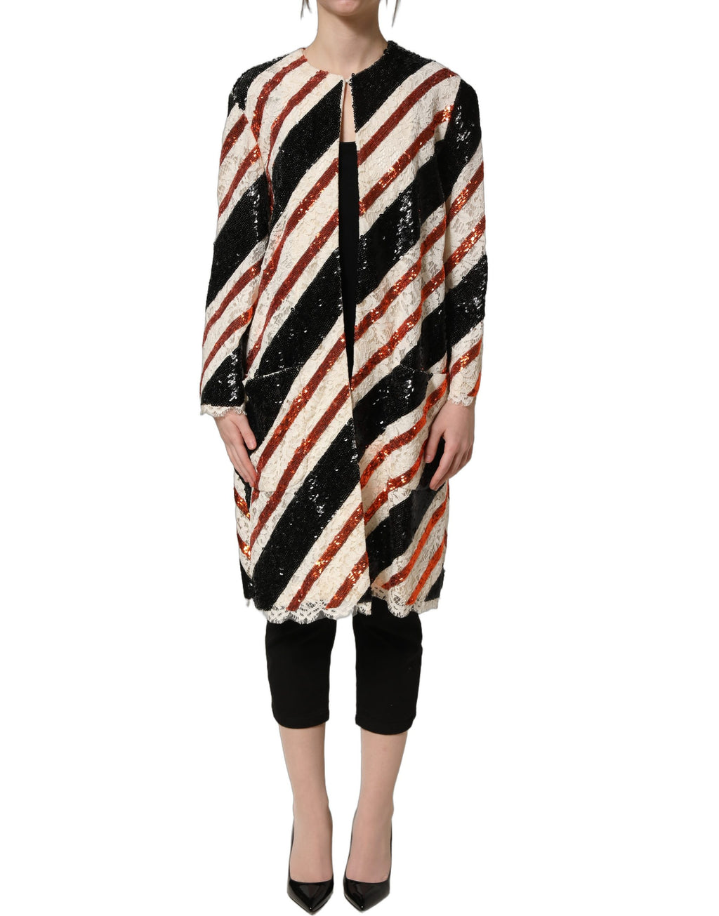 Manteau duster Dolce & Gabbana à rayures multicolores avec sequins, veste longue élégante et brillante.