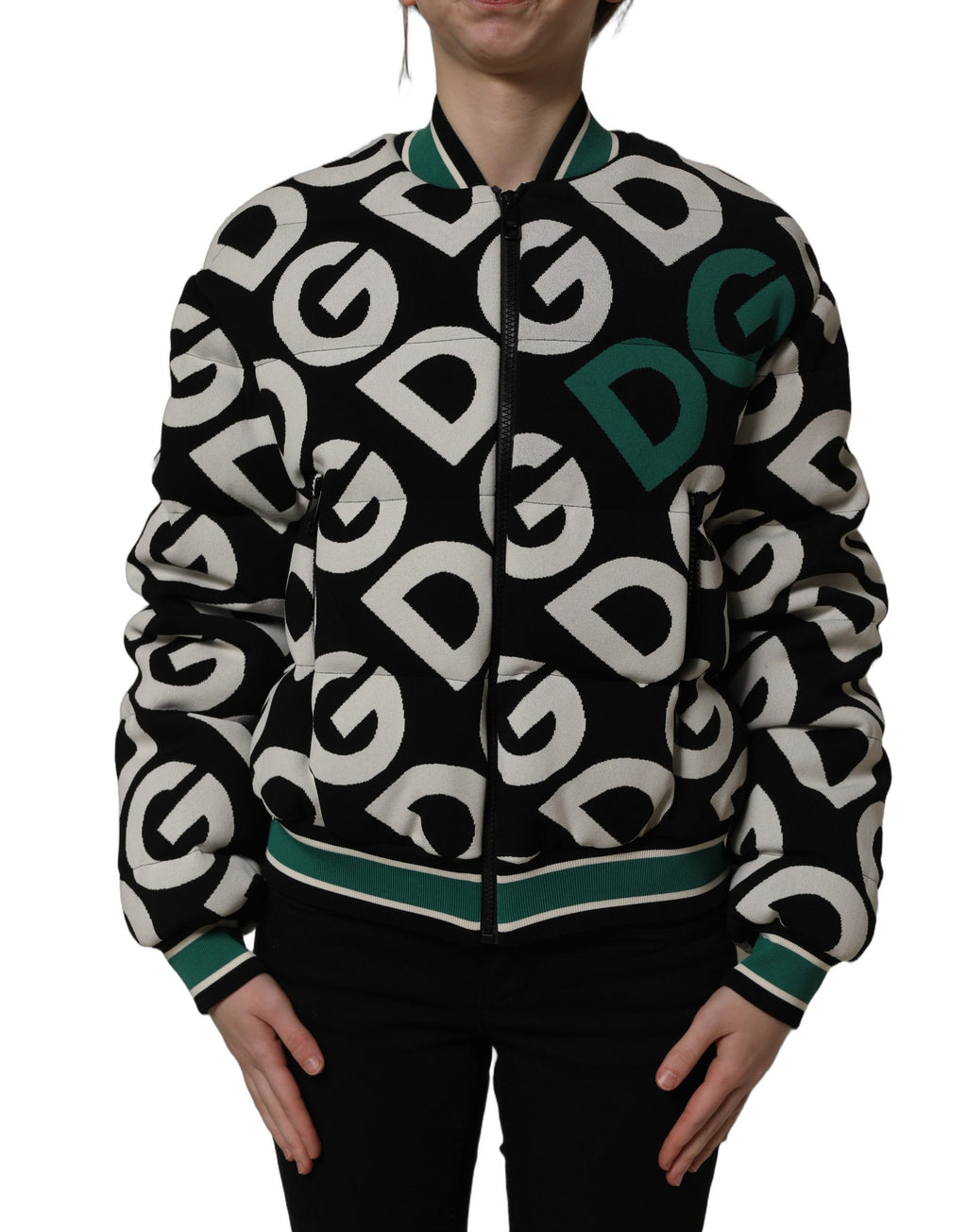 Veste bomber Dolce & Gabbana à logo multicolore, zip complet, style moderne et tendance en tissu léger.