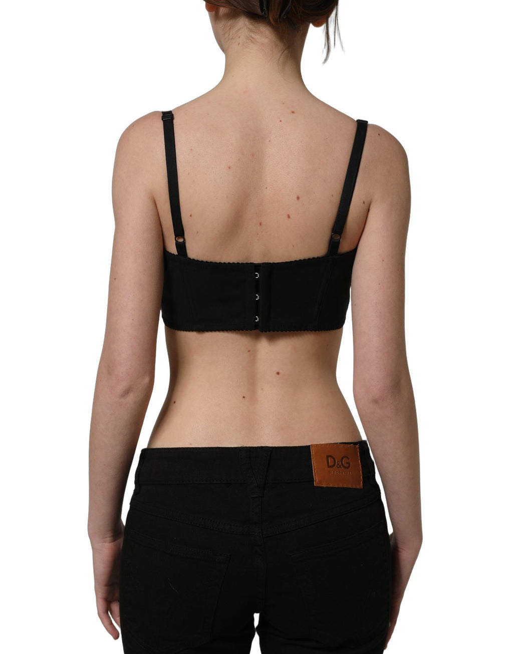 Vêtement bustier crop top en polyester satin rouge de Dolce & Gabbana, coupe ajustée et style élégant.