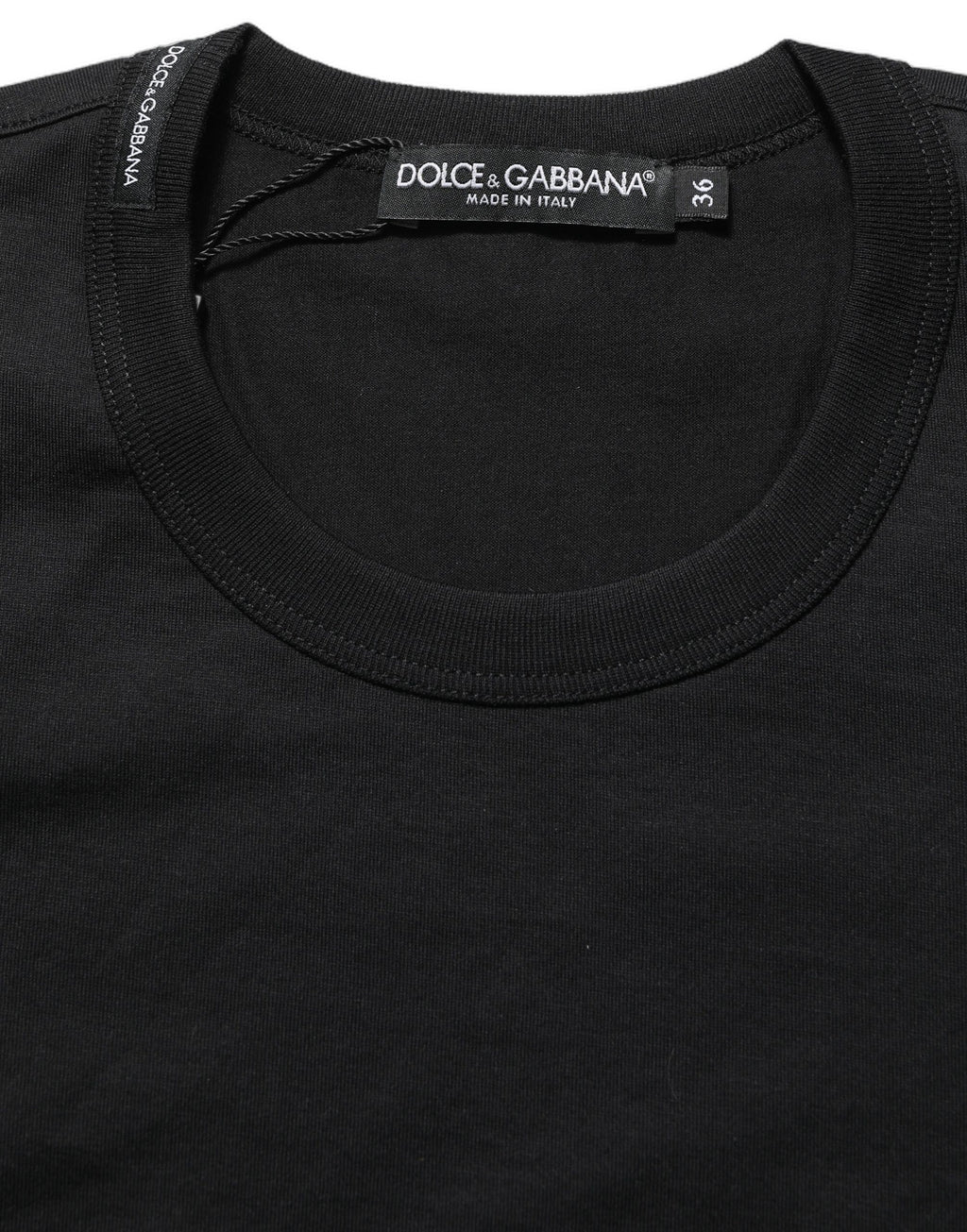 T-shirt noir en coton à manches courtes et col rond de Dolce & Gabbana, vue de face.