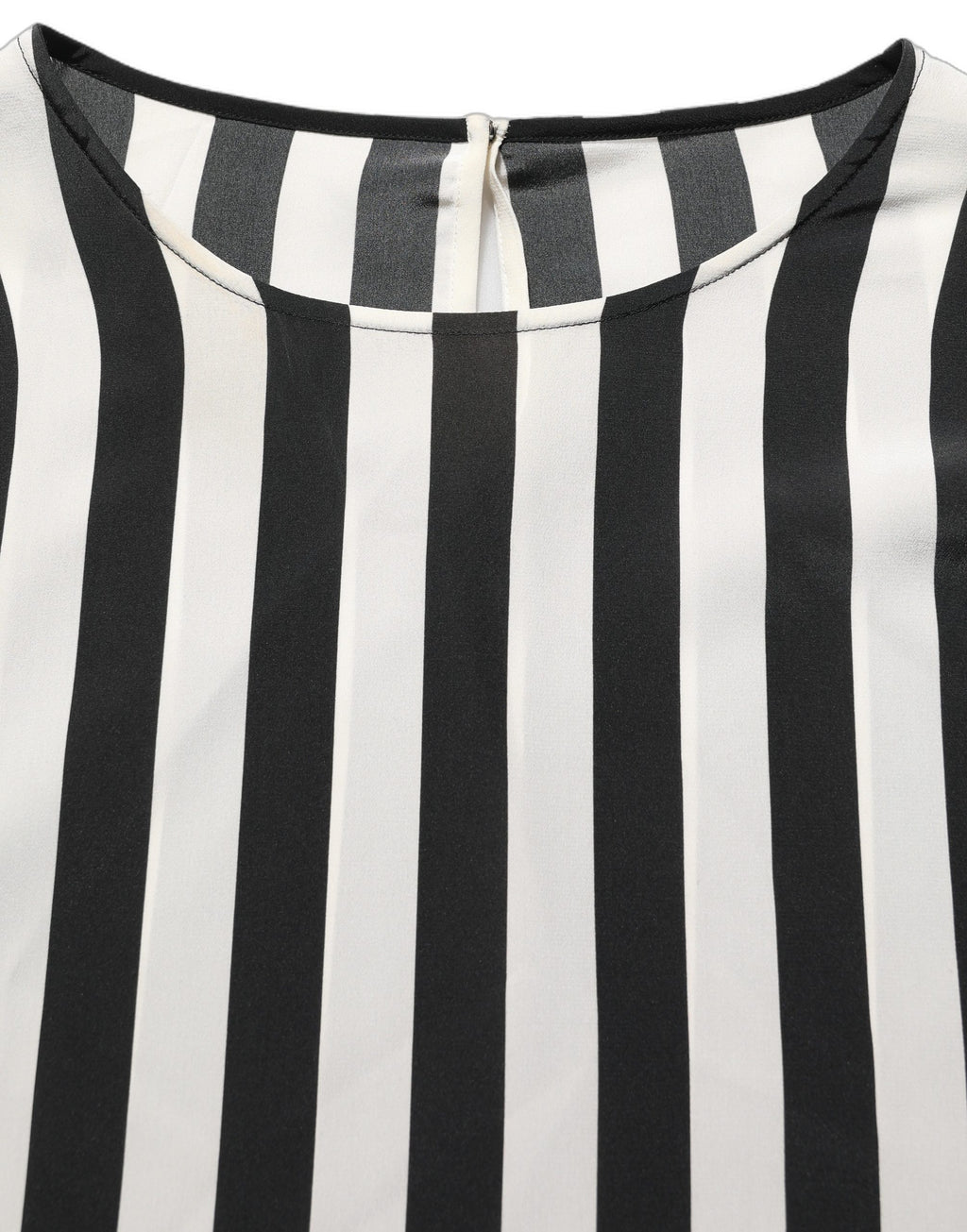Blouse Dolce & Gabbana à rayures noires et blanches à col rond, tissu léger et élégant, vue de face.