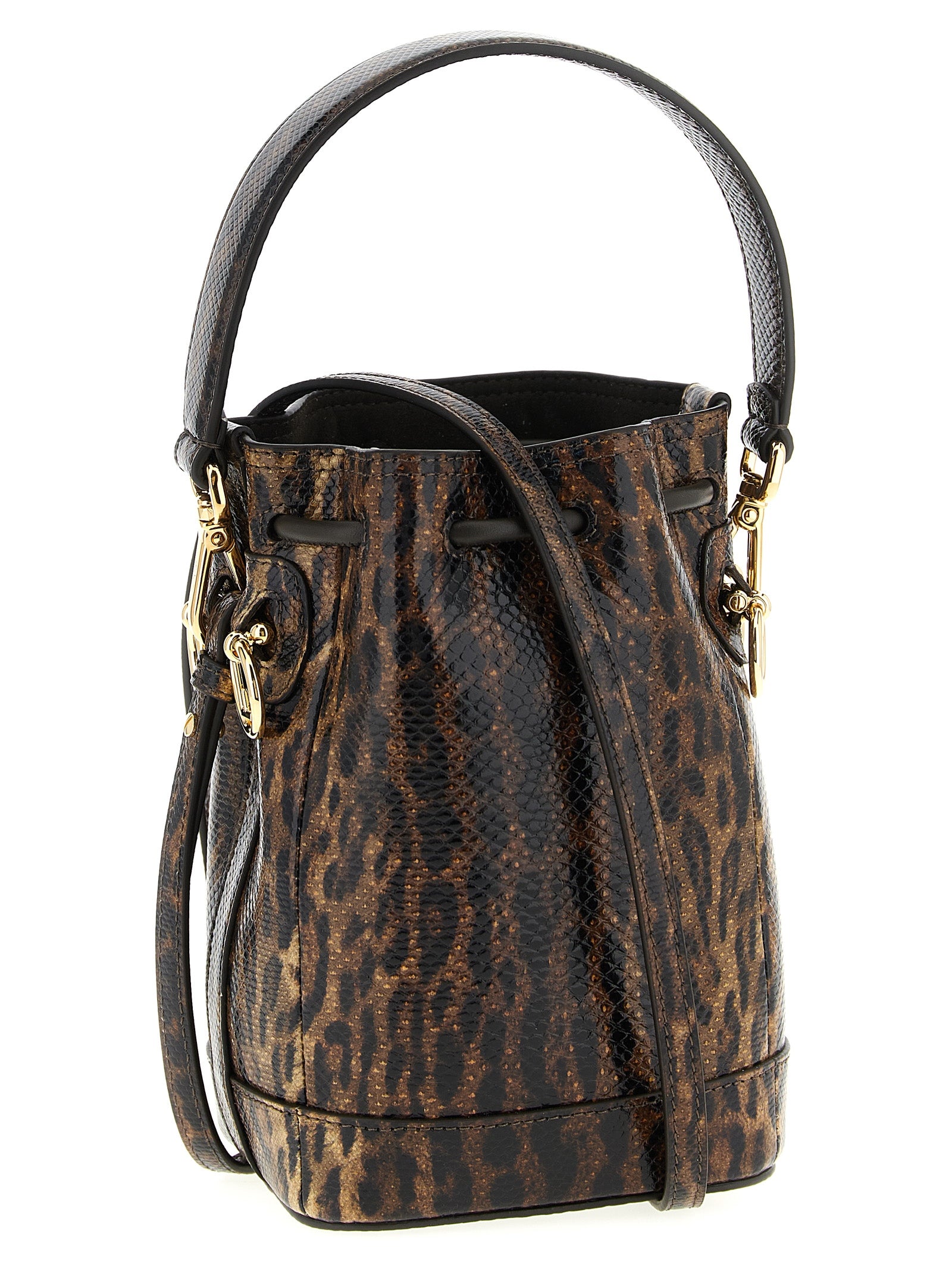 Sac à main Fendi en velours marron et cuir, avec détails élégants, idéal pour un look sophistiqué.
