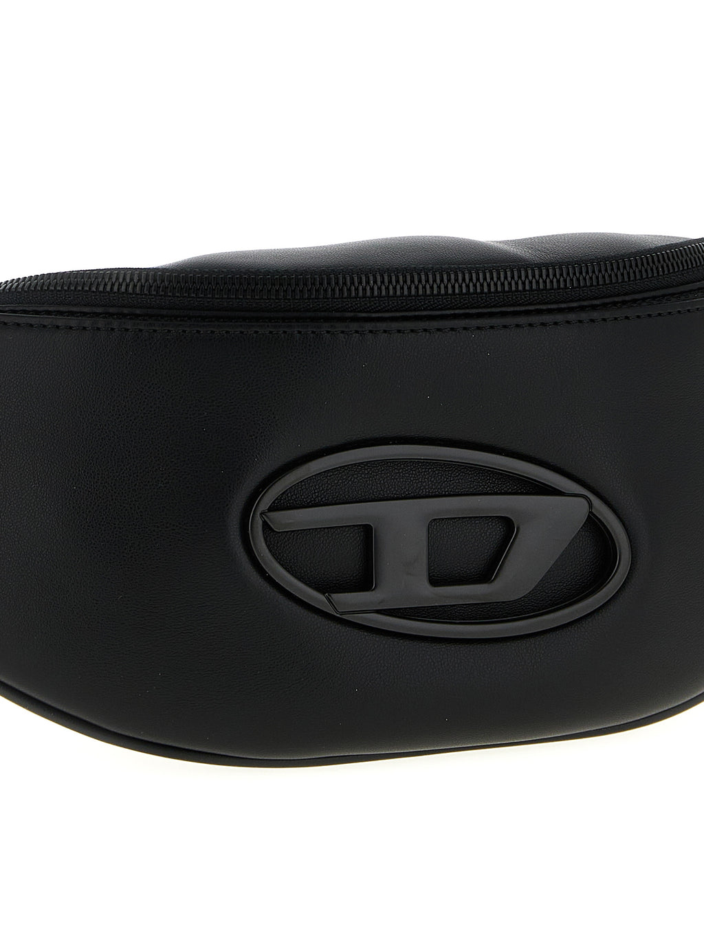 Sac bandoulière Diesel noir en polyéthylène avec logo, visible avec poches et bandoulière réglable.