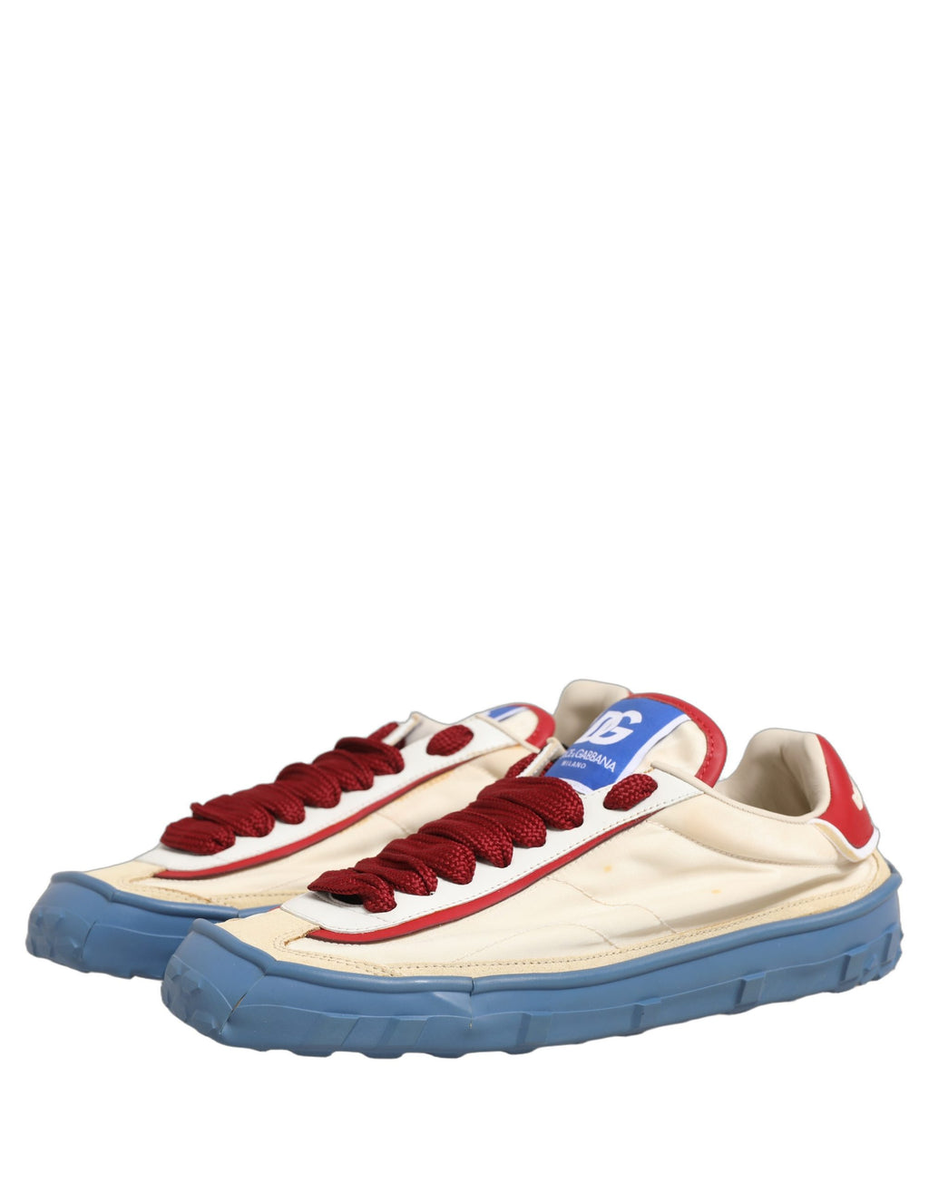 Chaussures sneakers Dolce & Gabbana Old Runner multicolores avec lacets, vue de face, mettant en valeur le design coloré et sportif.