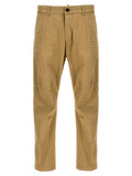 Pantalons chino en coton beige de la marque Dsquared², vue de face avec fermeture éclair et poches latérales.