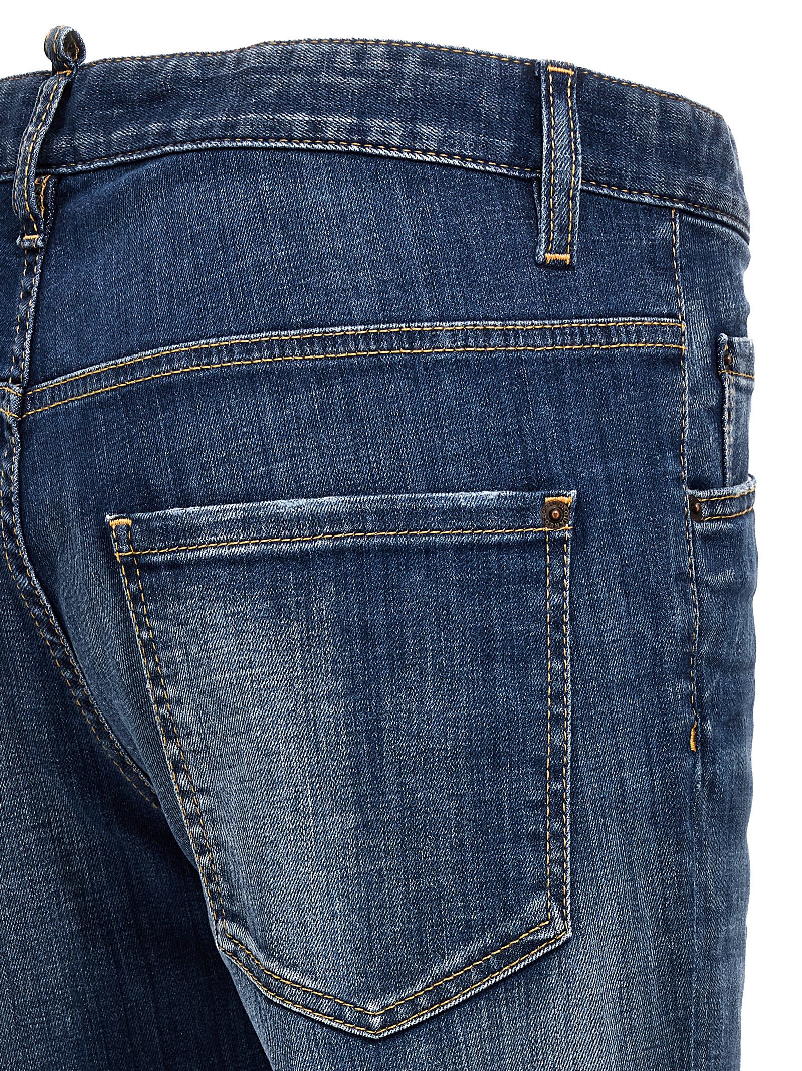 Jeans en coton bleu à coupe décontractée de la marque Dsquared², vue de face.