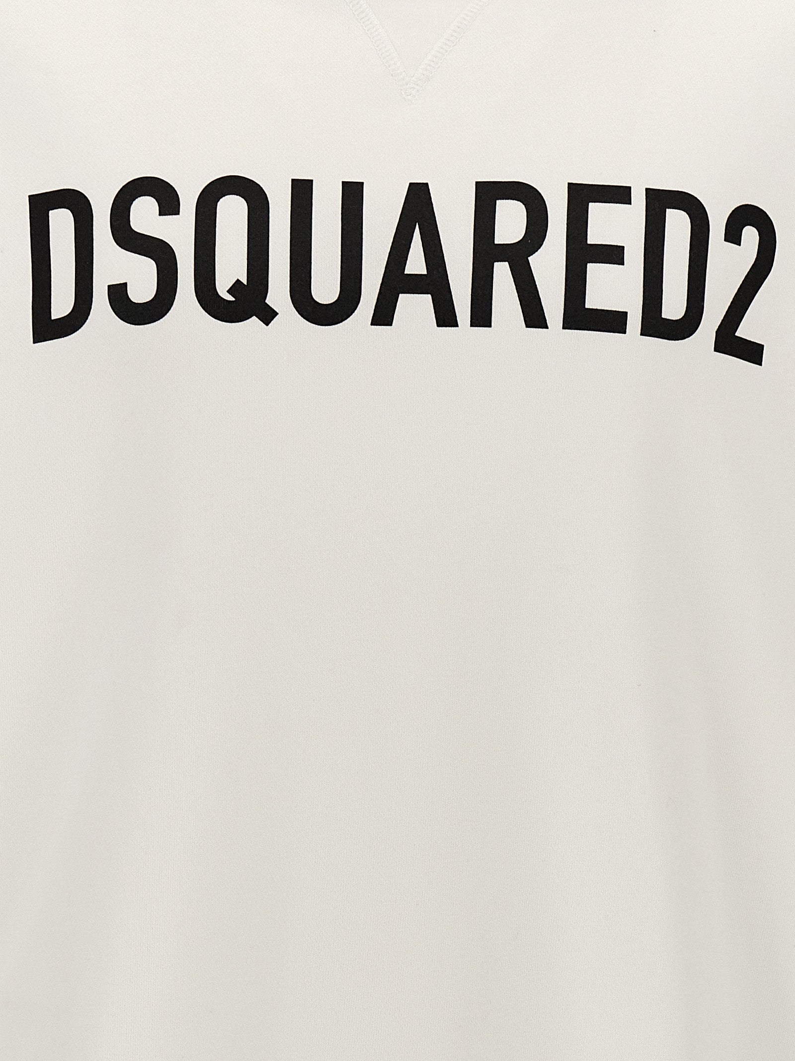 Sweat-shirt en coton bicolore de Dsquared², coupe décontractée et détails modernes, porté sur un mannequin.