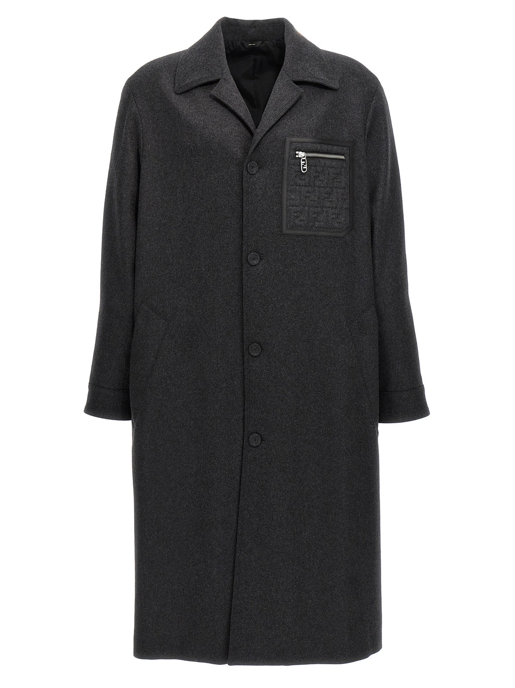 Manteau en cachemire gris de la marque Fendi, présenté sur un mannequin, avec détails élégants et finition de qualité.