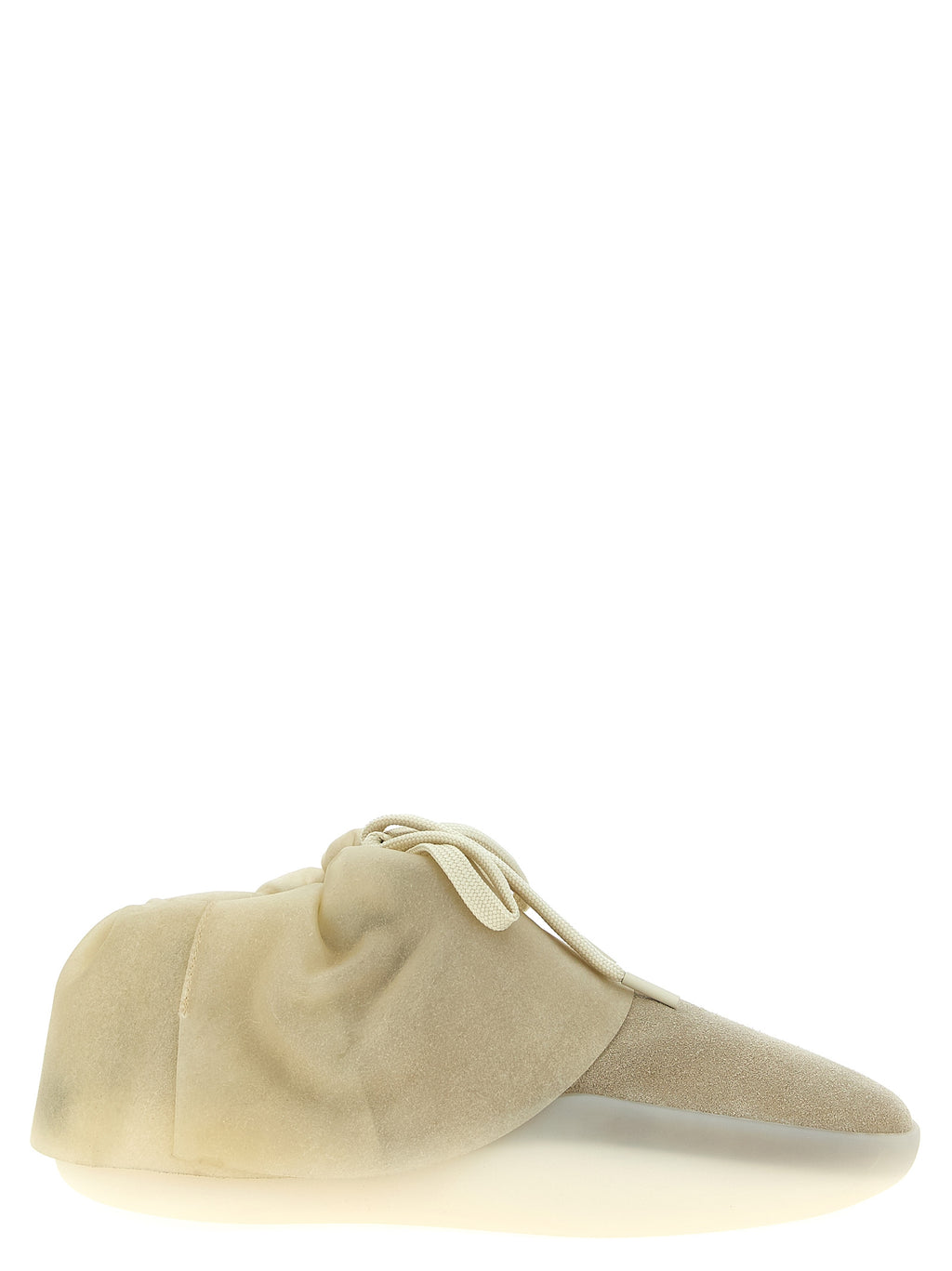Chaussures sneakers en cuir beige de Fear Of God, vue de face, avec design épuré et détails modernes.