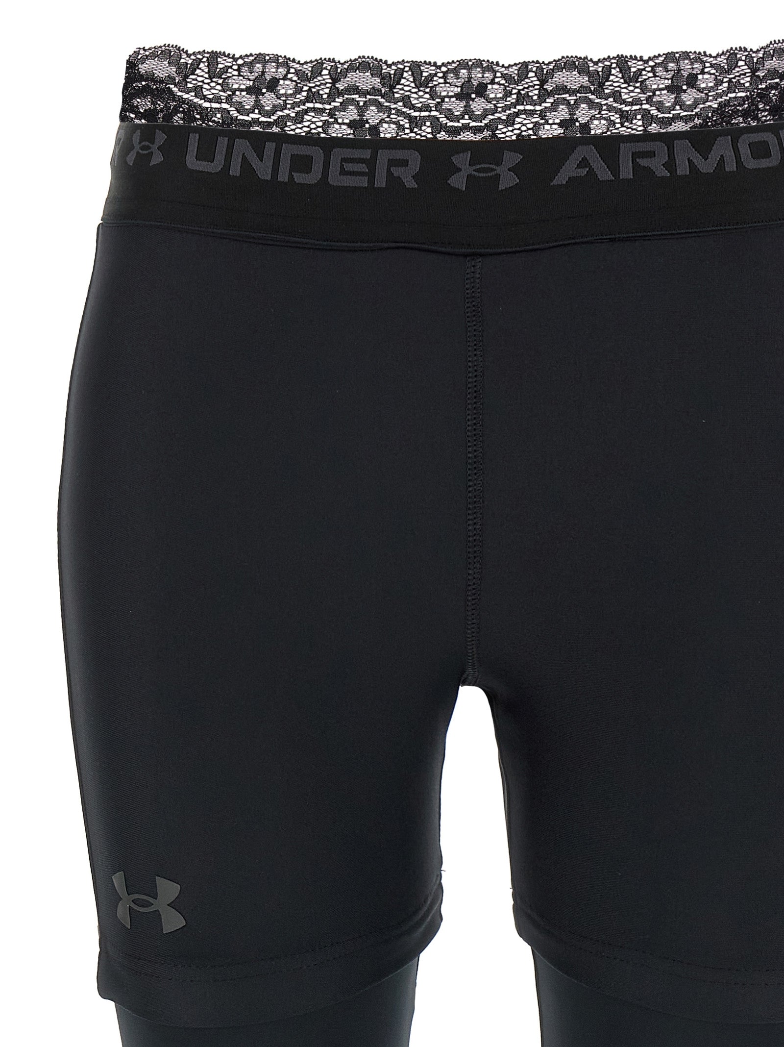 Leggings en polyester noirs de Balenciaga, ajustés, avec détails modernes, portés par un mannequin.