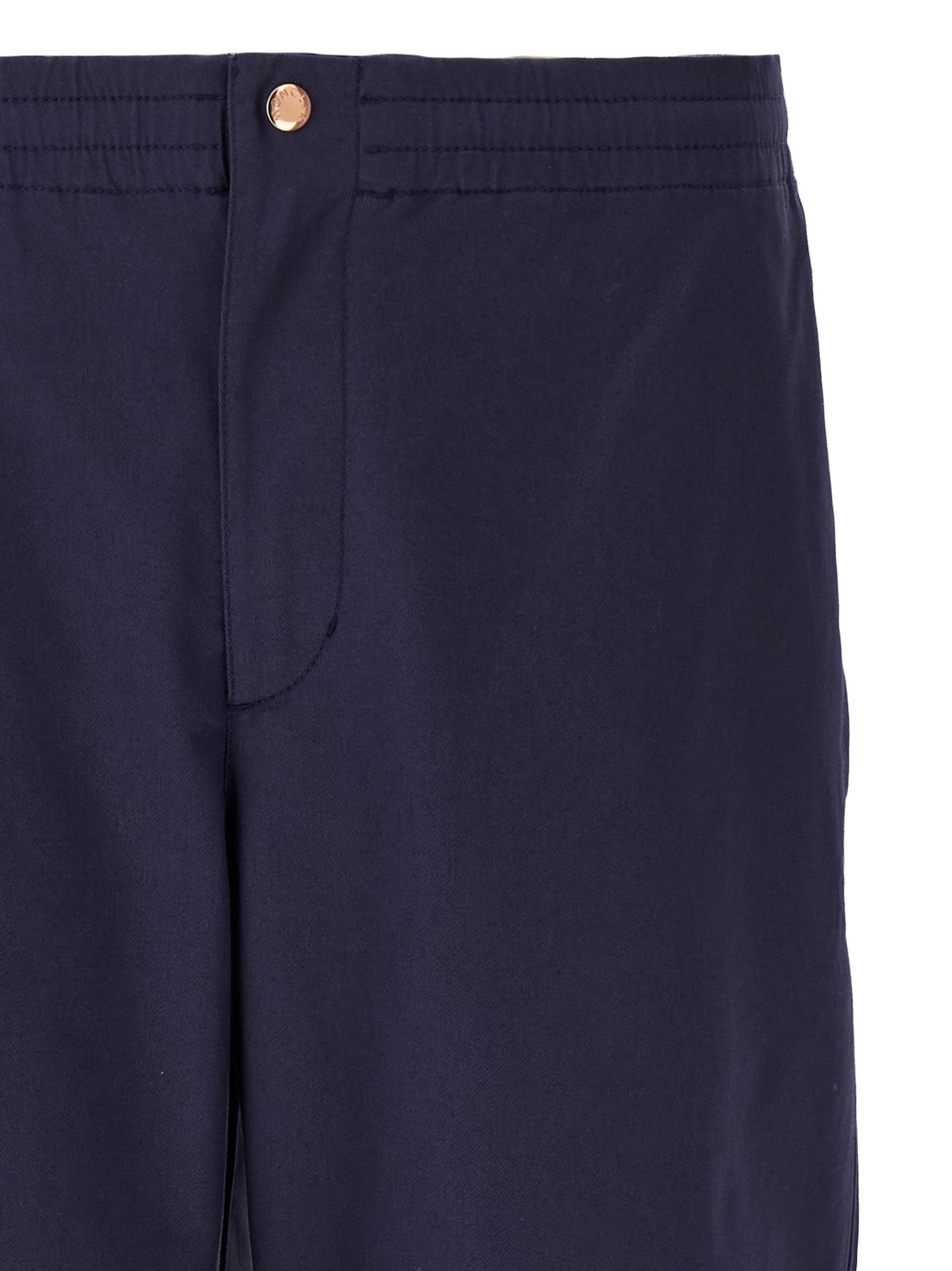 Pantalon casual en coton bleu de la marque MONCLER GENIUS, style décontracté avec coupe confortable.