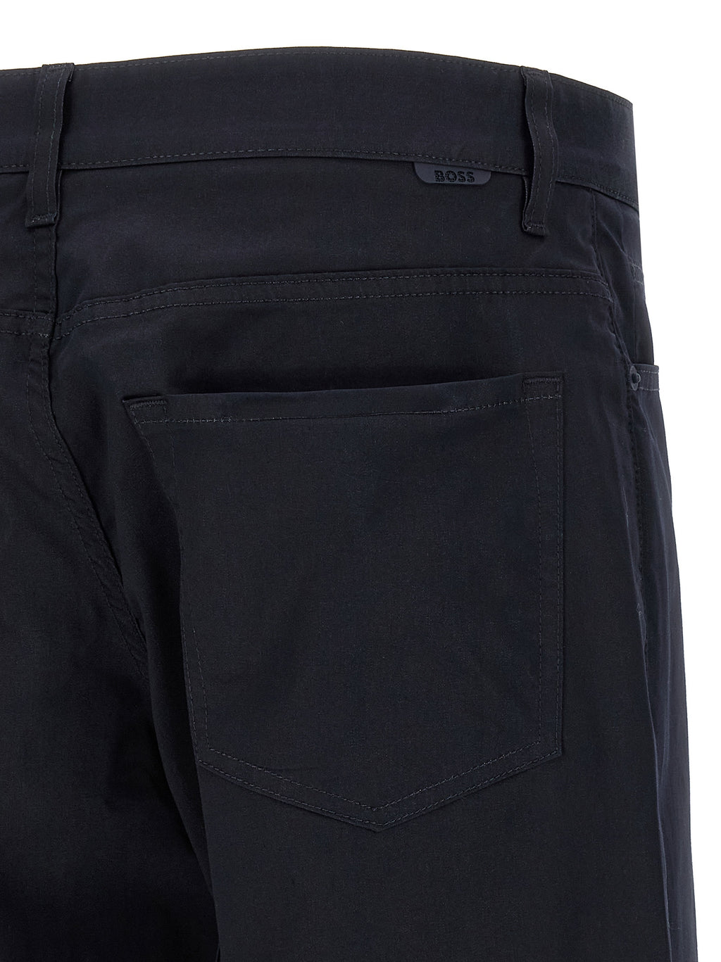 Pantalon décontracté en coton bleu de la marque Hugo Boss, style casual avec coupe confortable.