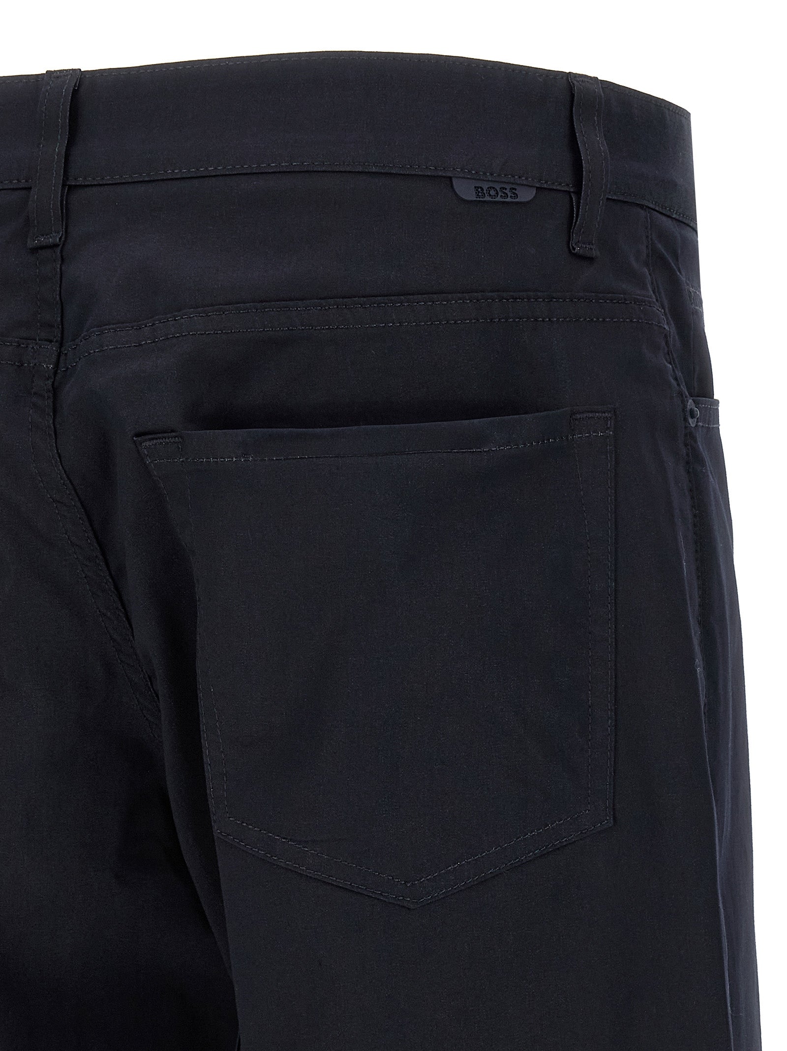 Pantalon décontracté en coton bleu de la marque Hugo Boss, style casual avec coupe confortable.