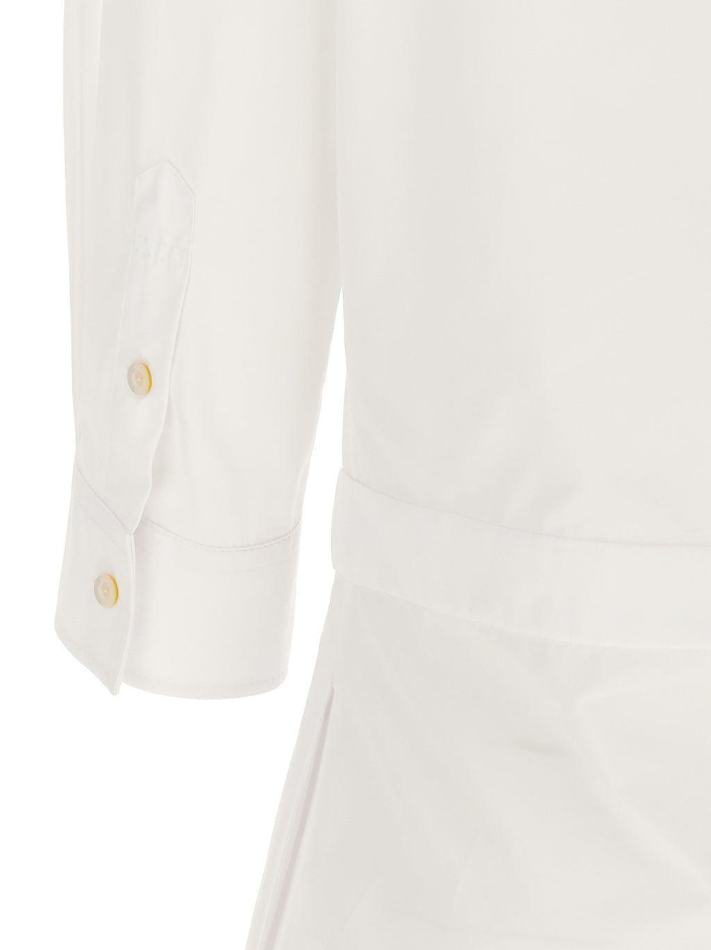 Robe courte blanche en coton de Gucci, portant un style élégant avec des détails sophistiqués, vue de face.