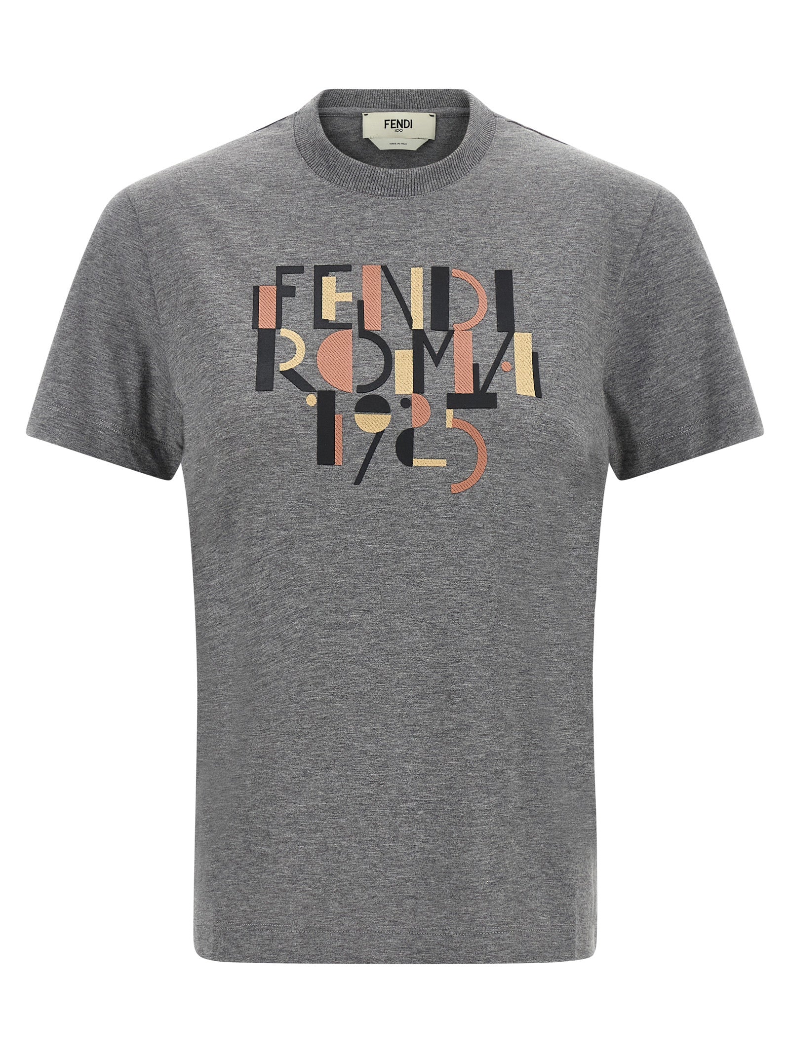T-shirt en coton gris de Fendi, vêtement décontracté avec logo de la marque, porté sur un mannequin.
