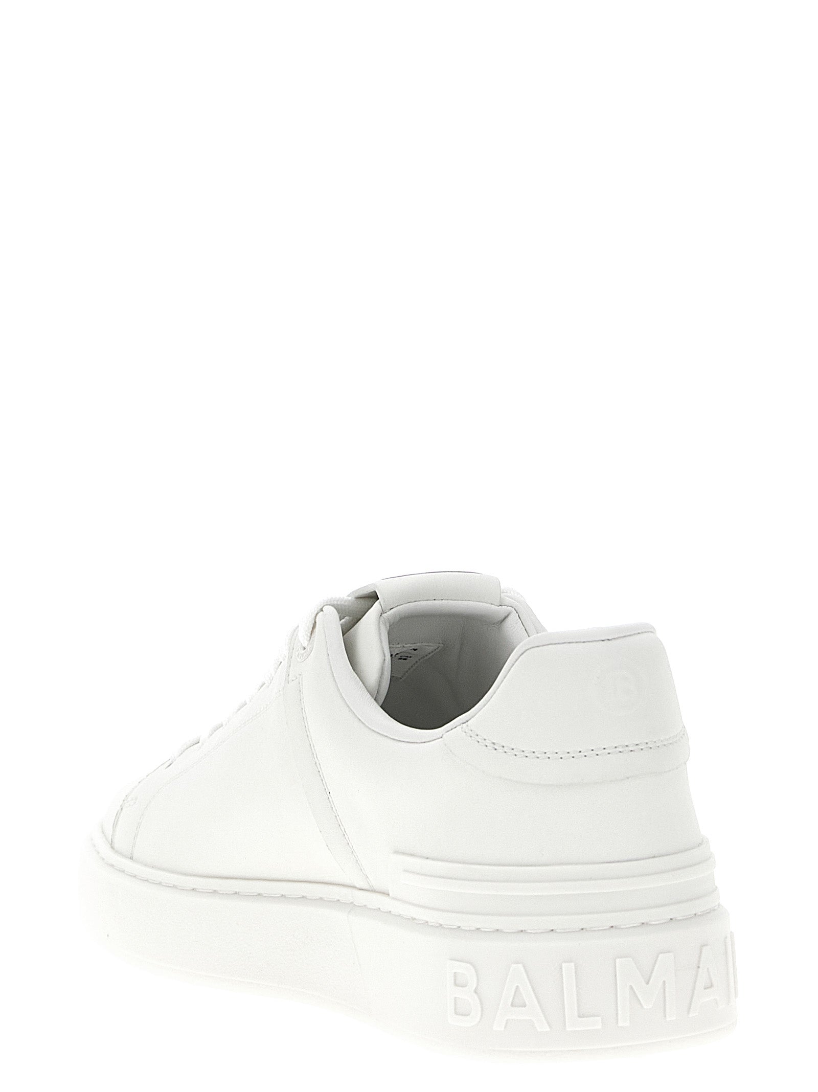 Chaussures sneakers basses en cuir de veau blanc Balmain, style décontracté et élégant pour homme ou femme.
