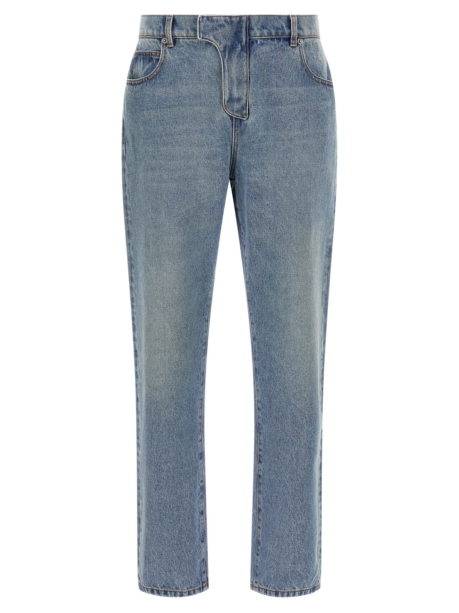 Jeans en denim coton bleu Balmain, coupe classique avec détails de couture visibles sur le pantalon.