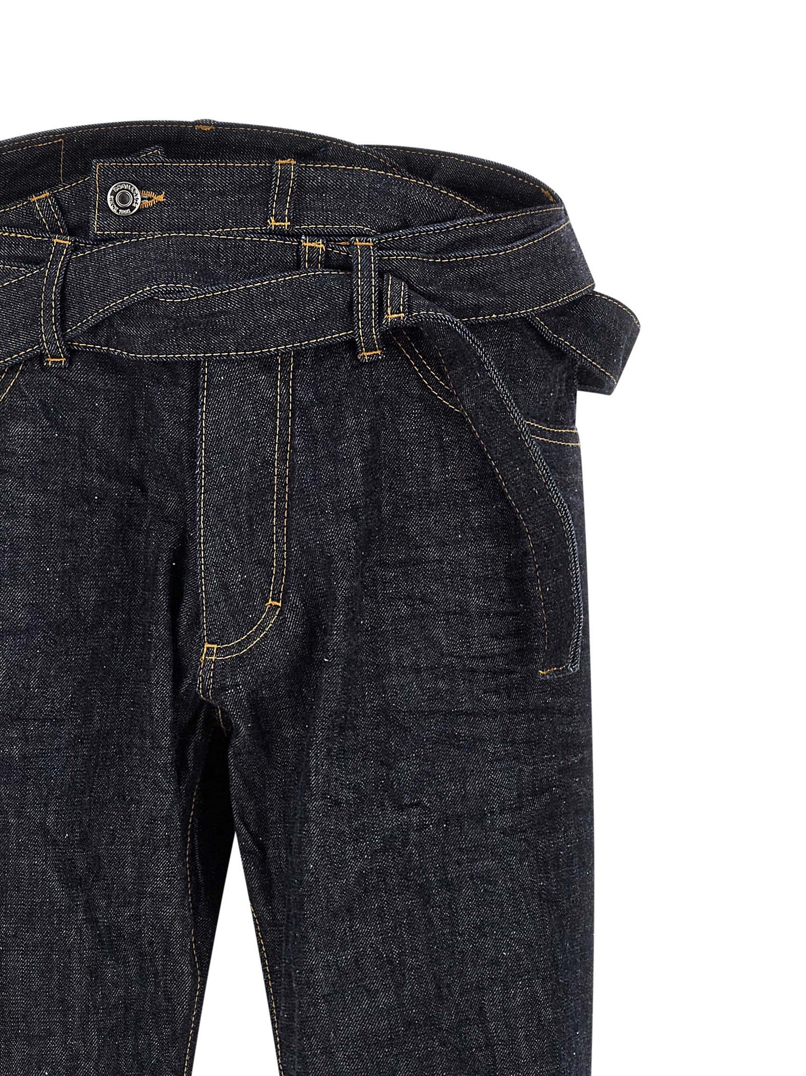 Jeans droits en coton bleu de Dsquared², style classique avec coupe droite et détails modernes.