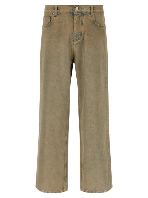 Jean droit beige en coton de la marque Amiri, vue de face, avec détails de coupe et texture du tissu visible.
