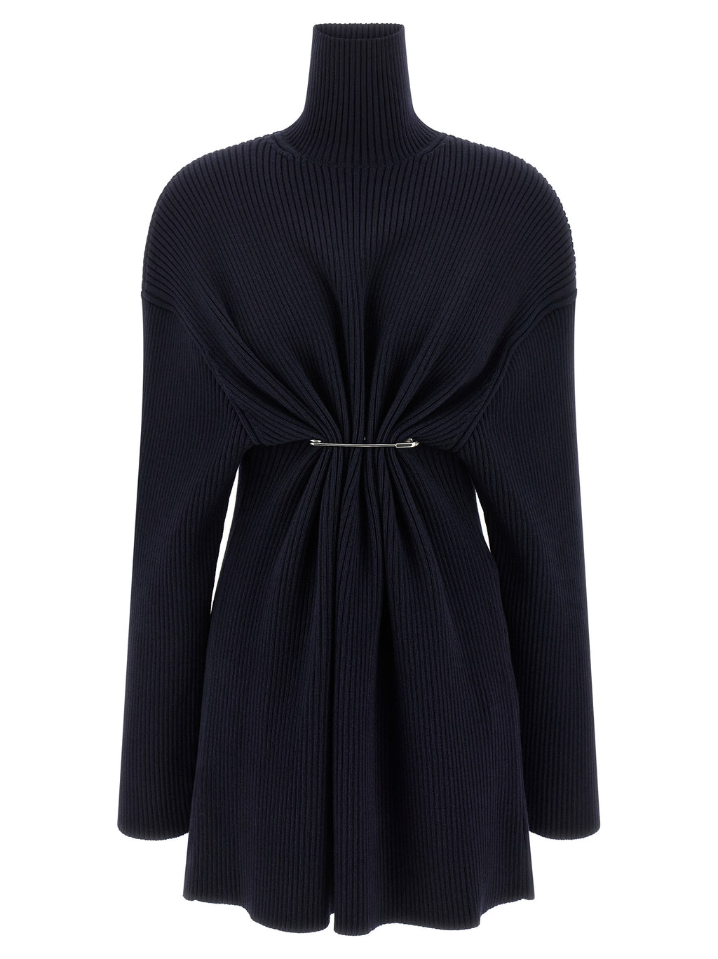 Robe courte en laine bleue de Balenciaga, coupe élégante et moderne, portée avec des détails sophistiqués.