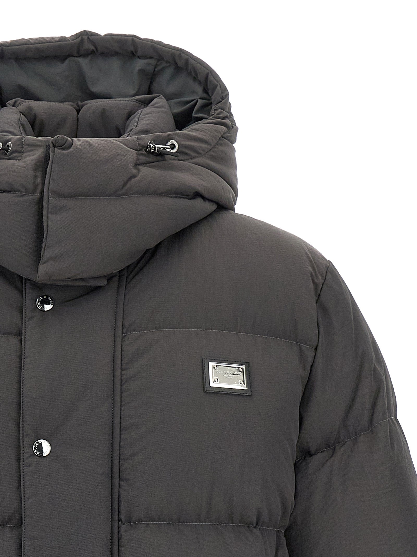 Veste longue en polyamide gris de Dolce & Gabbana, coupe élégante et moderne, vue de face.