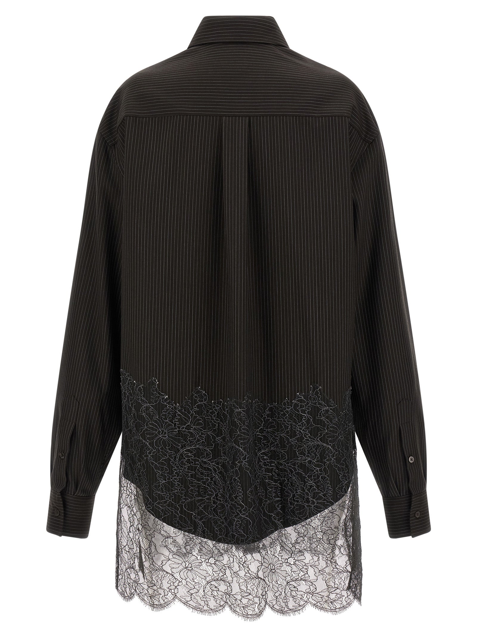 Chemise en laine vierge marron Fendi, style élégant, avec col classique et manches longues, portée sur un mannequin.