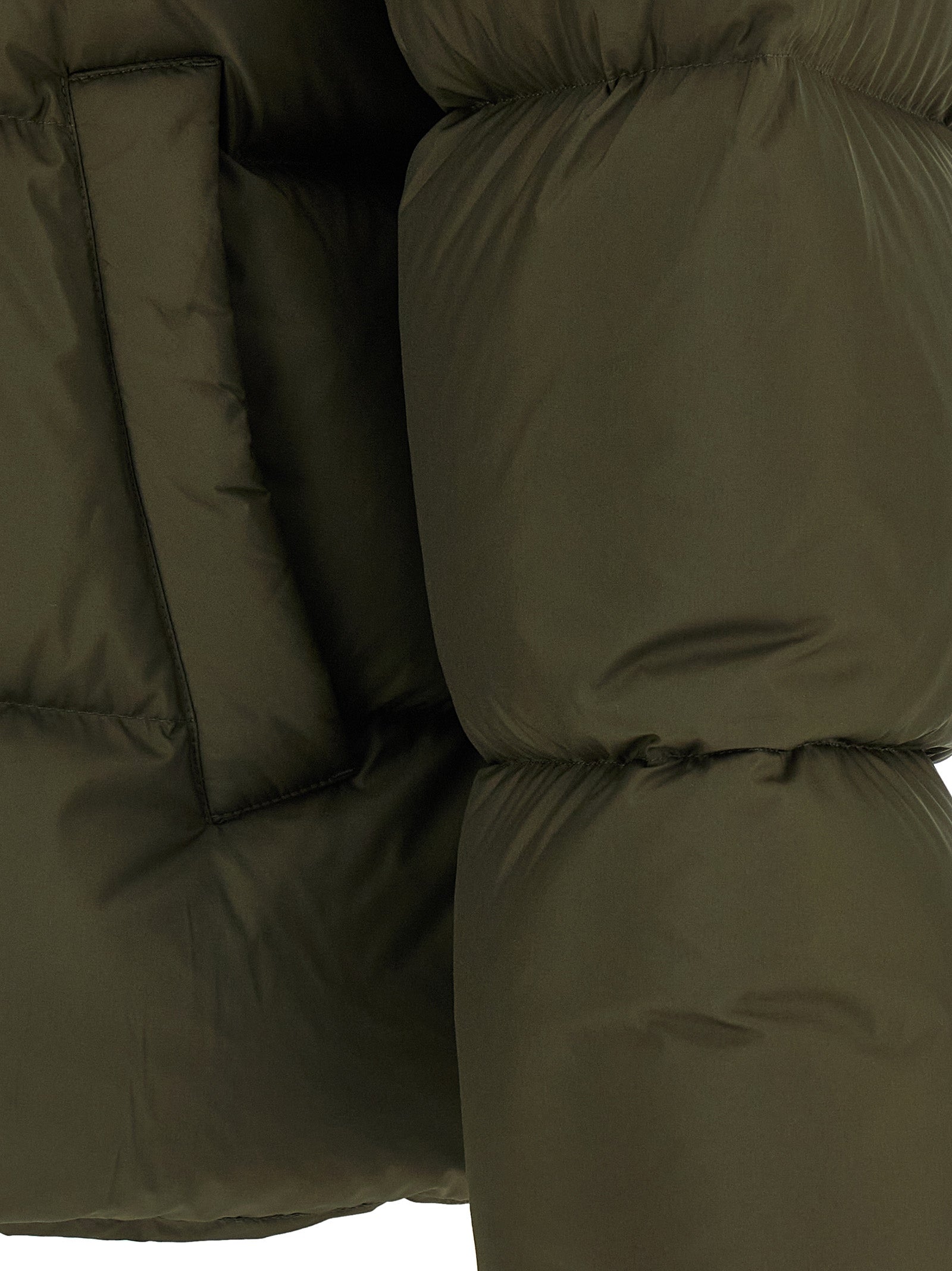 Veste longue bicolore en polyester Saint Laurent, vue de face, avec col et fermeture visible, style élégant et moderne.