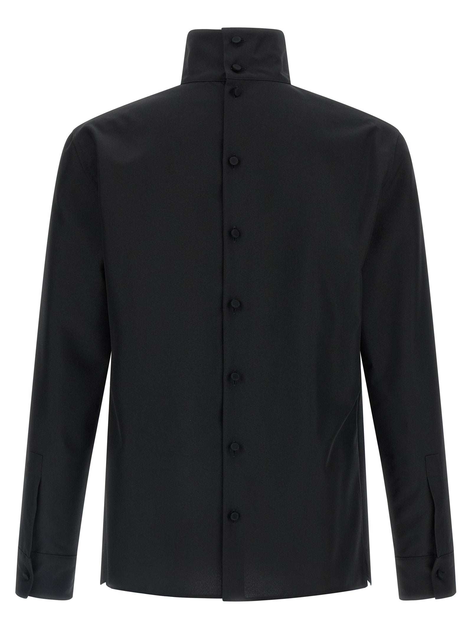 Blouse en polyester noir Gucci, style élégant, avec détails modernes, portée par un mannequin.