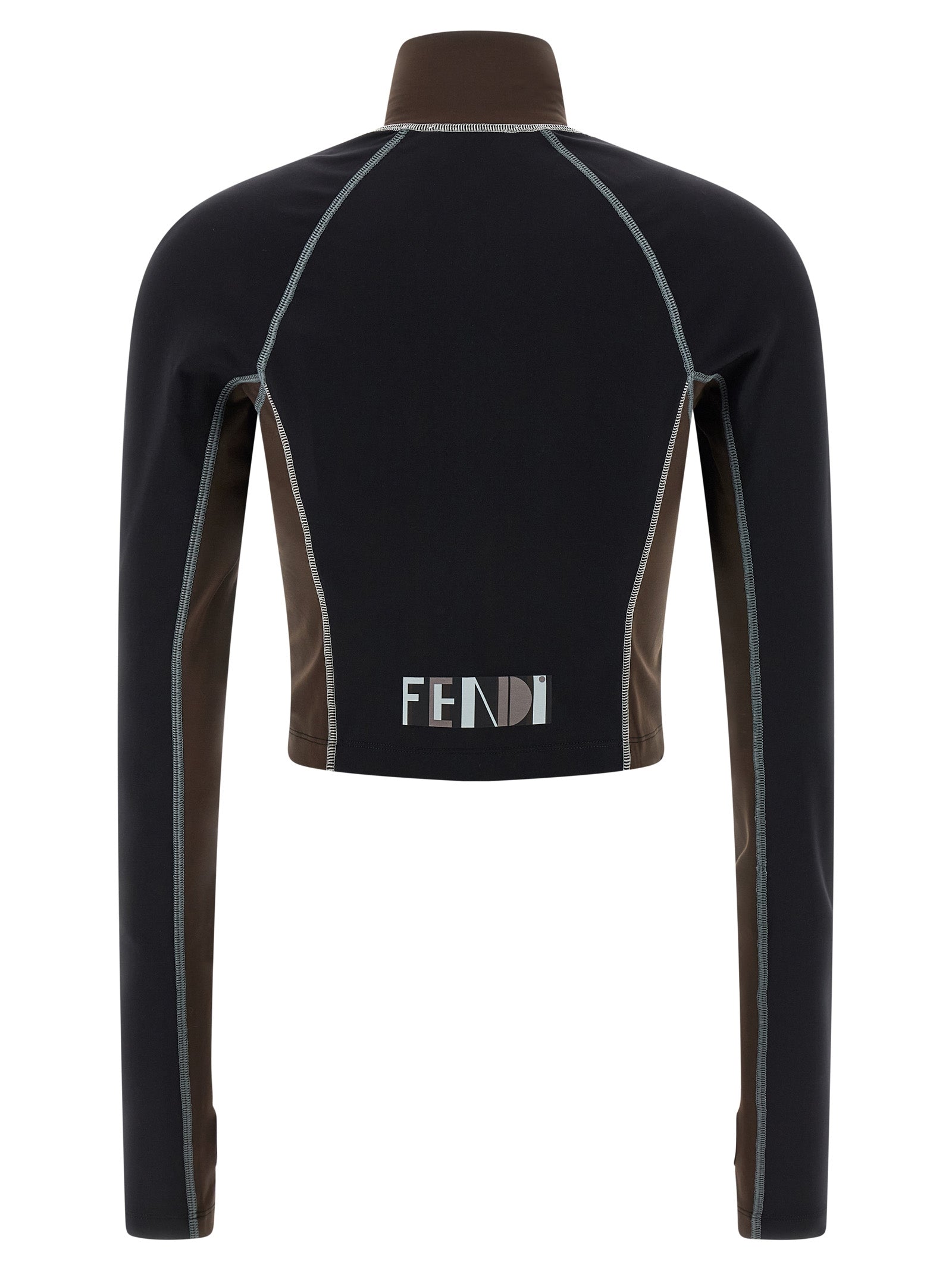 Haut en polyamide noir de la marque Fendi, détail élégant visible sur cette image.