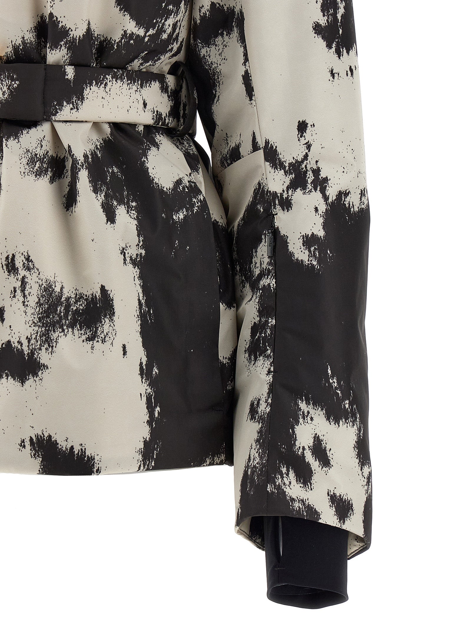 Veste Fendi en polyester multicolore avec coupe moderne, doublure intérieure et détails élégants, vue de face.